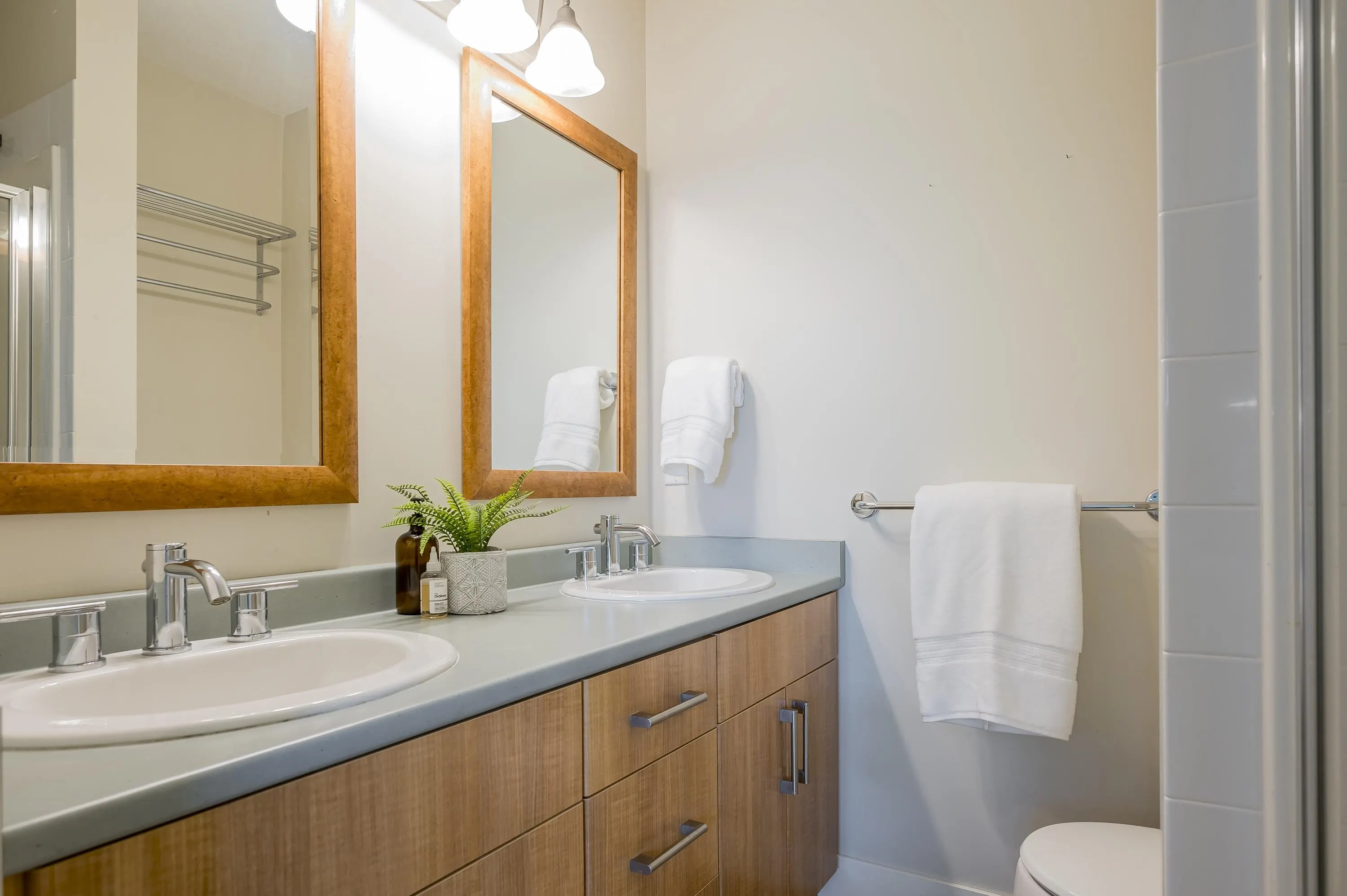 19551 66 Avenue #15