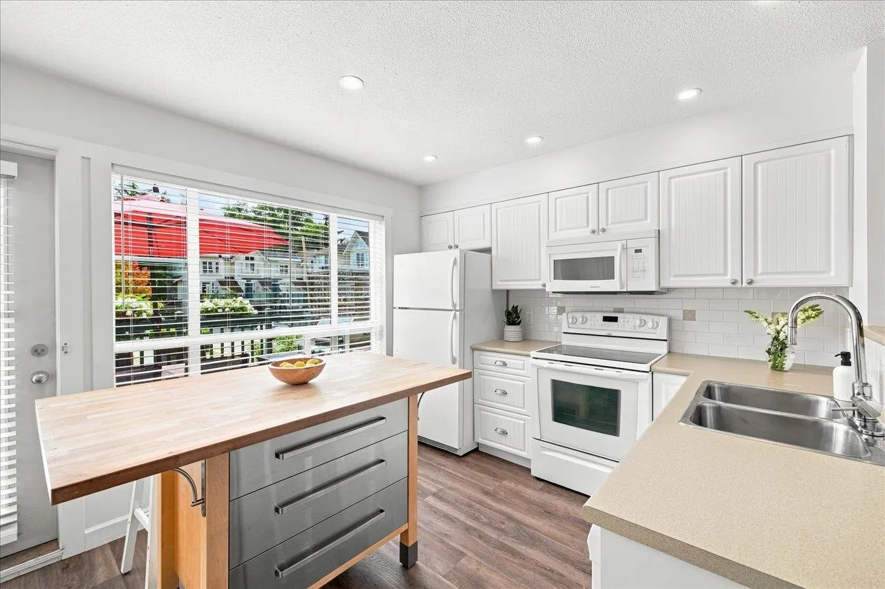 4787 57 Street #29