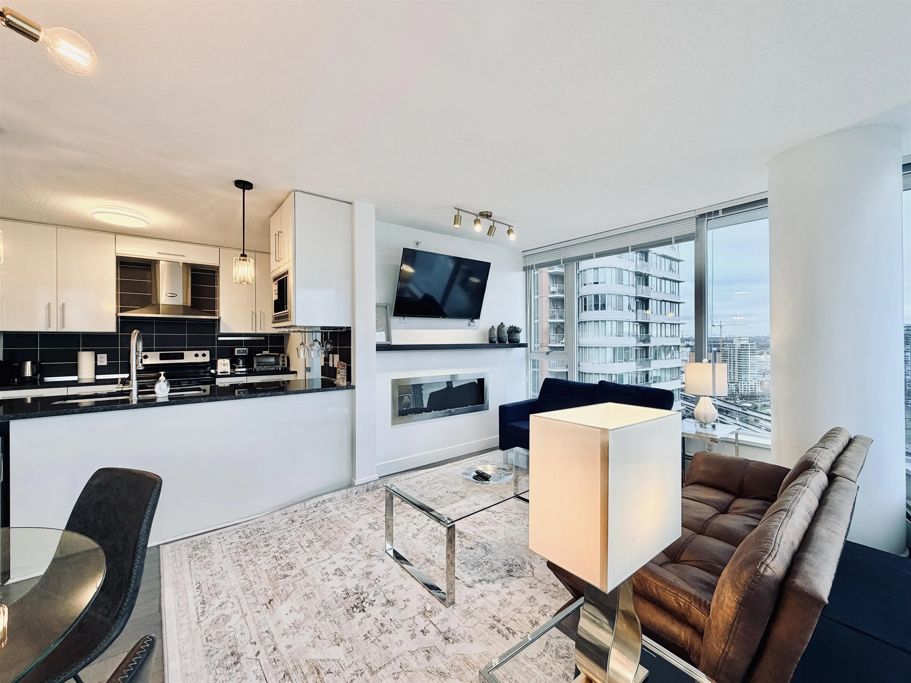 689 Abbott Street #2705