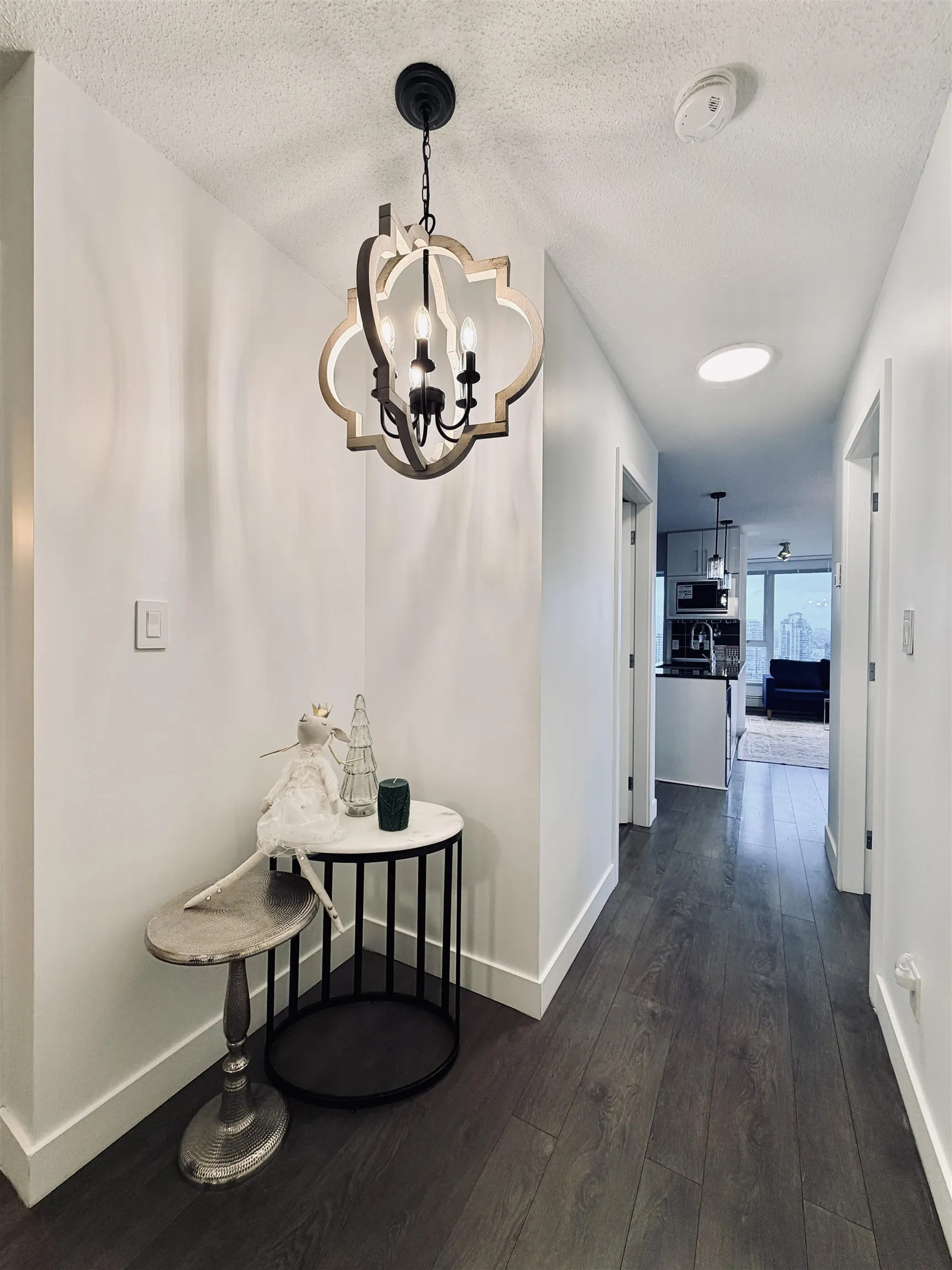 689 Abbott Street #2705