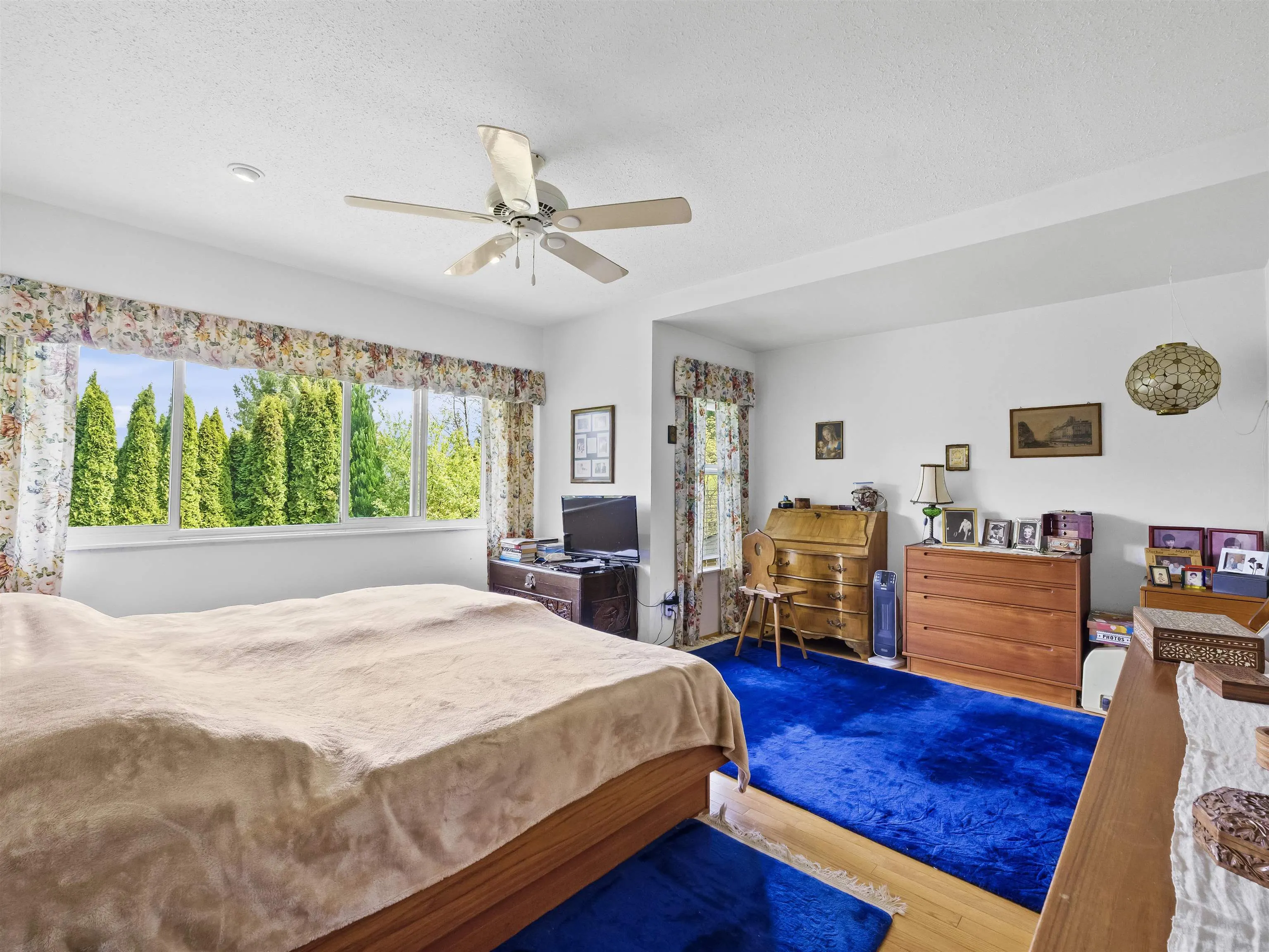 998 Fairway Drive