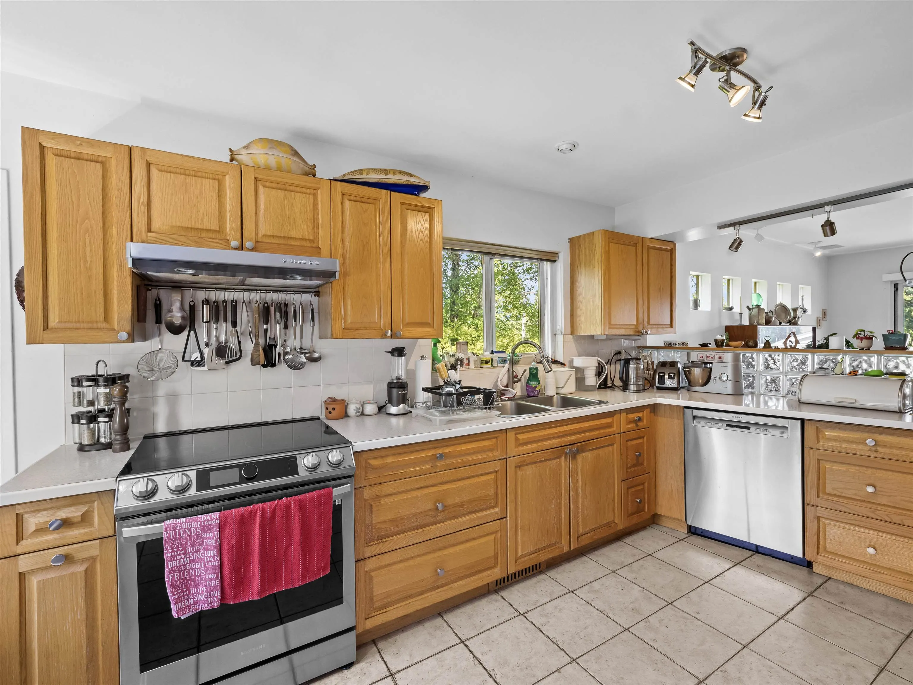 998 Fairway Drive