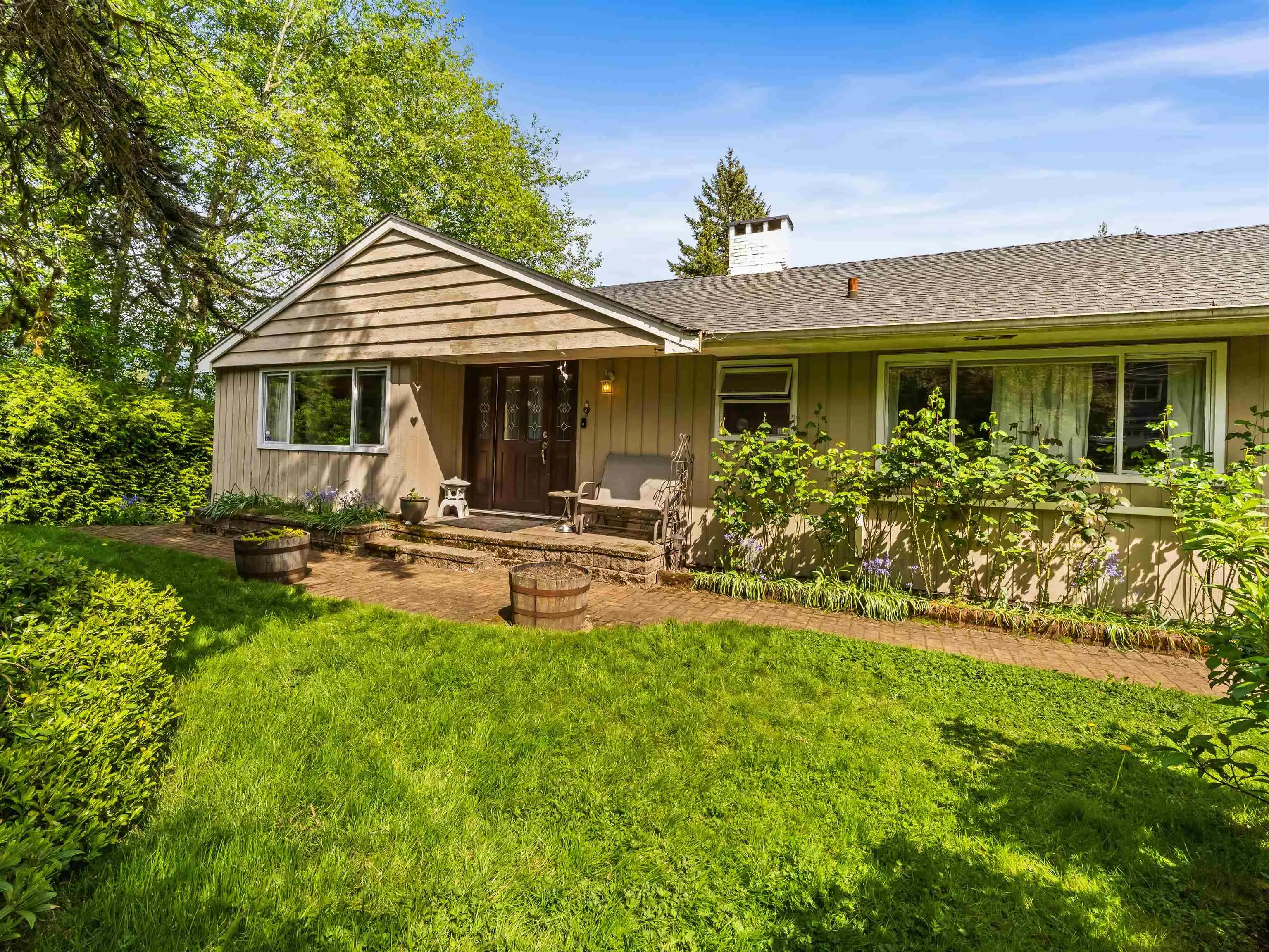 998 Fairway Drive