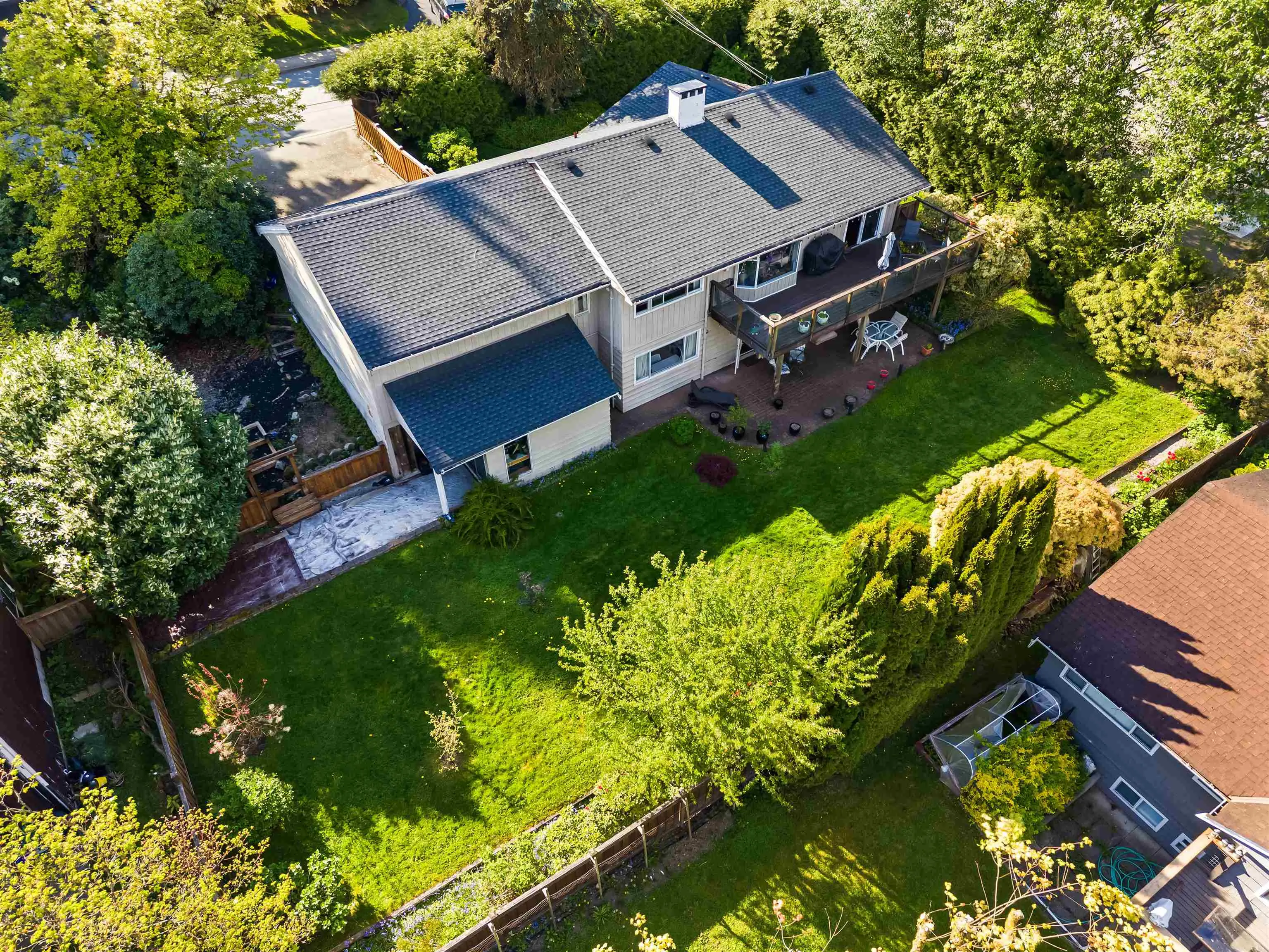 998 Fairway Drive
