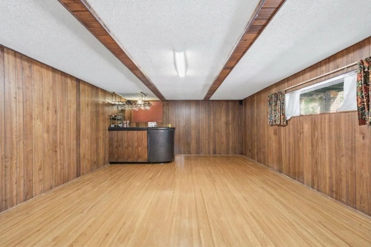 3055 Rosemont Drive