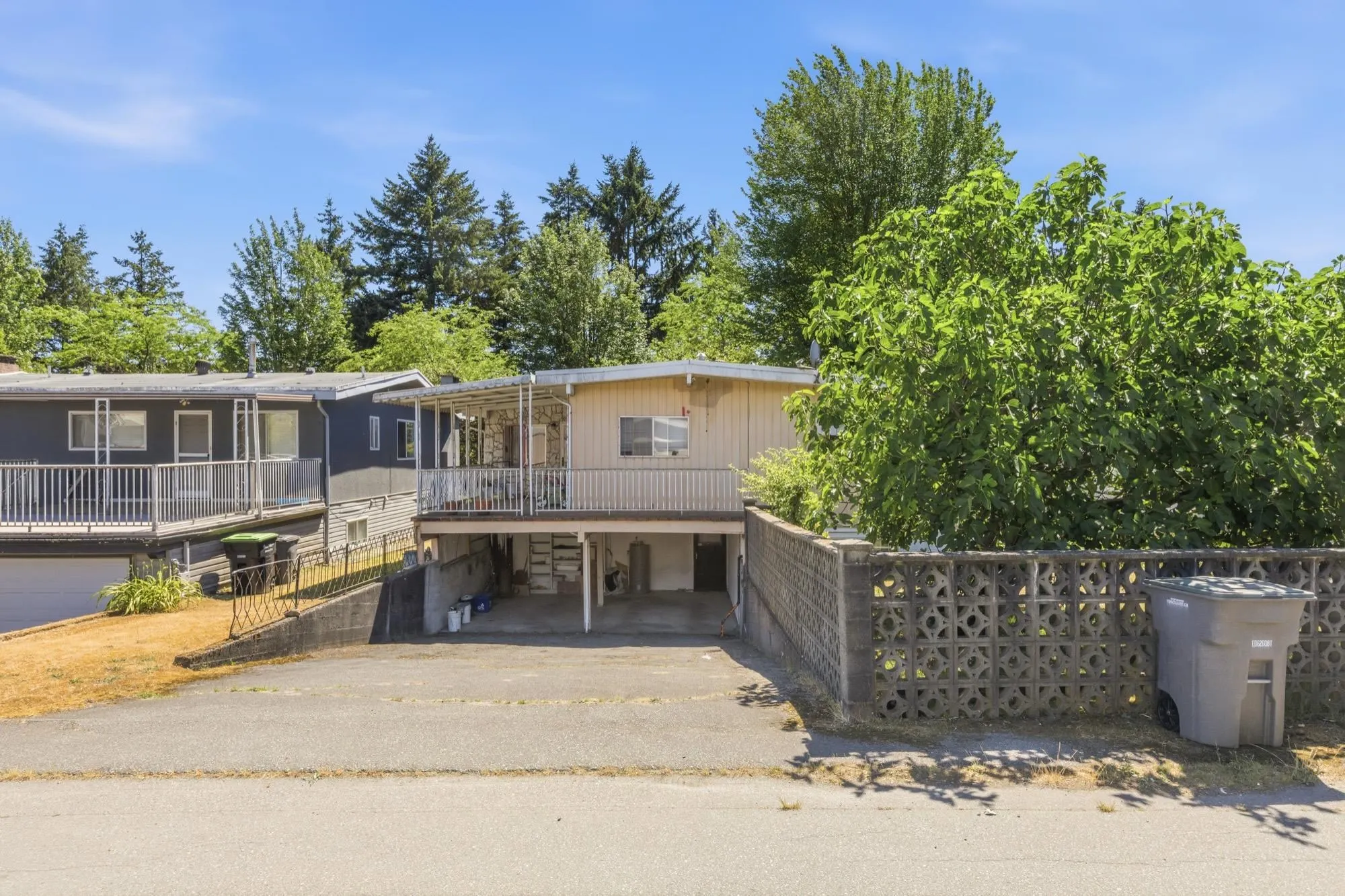 3055 Rosemont Drive
