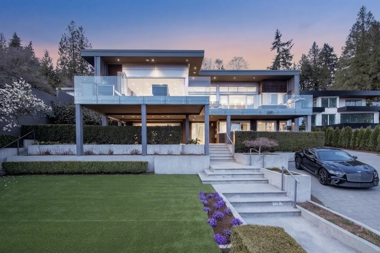 3305 Westmount Road