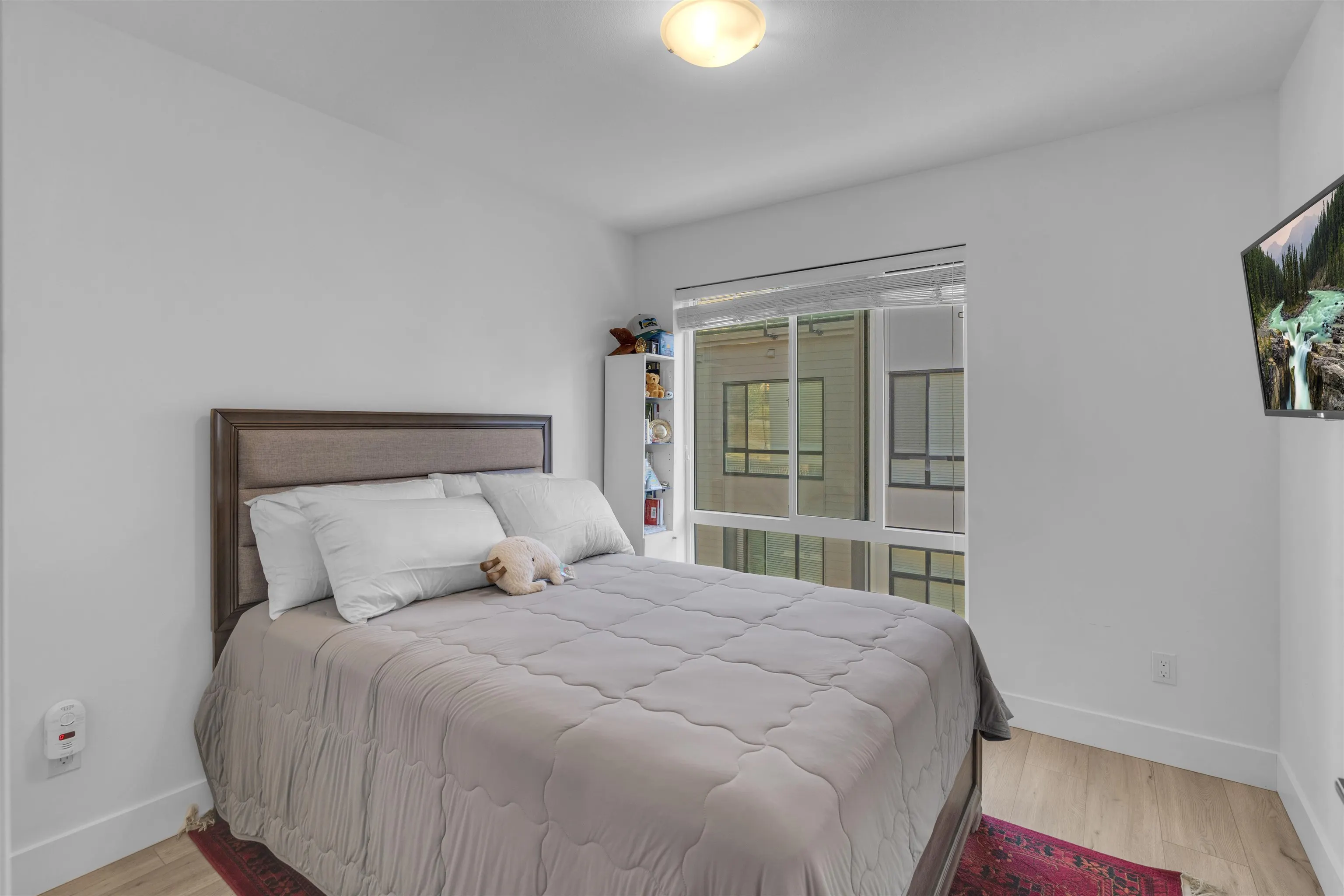 16433 19 Avenue #42
