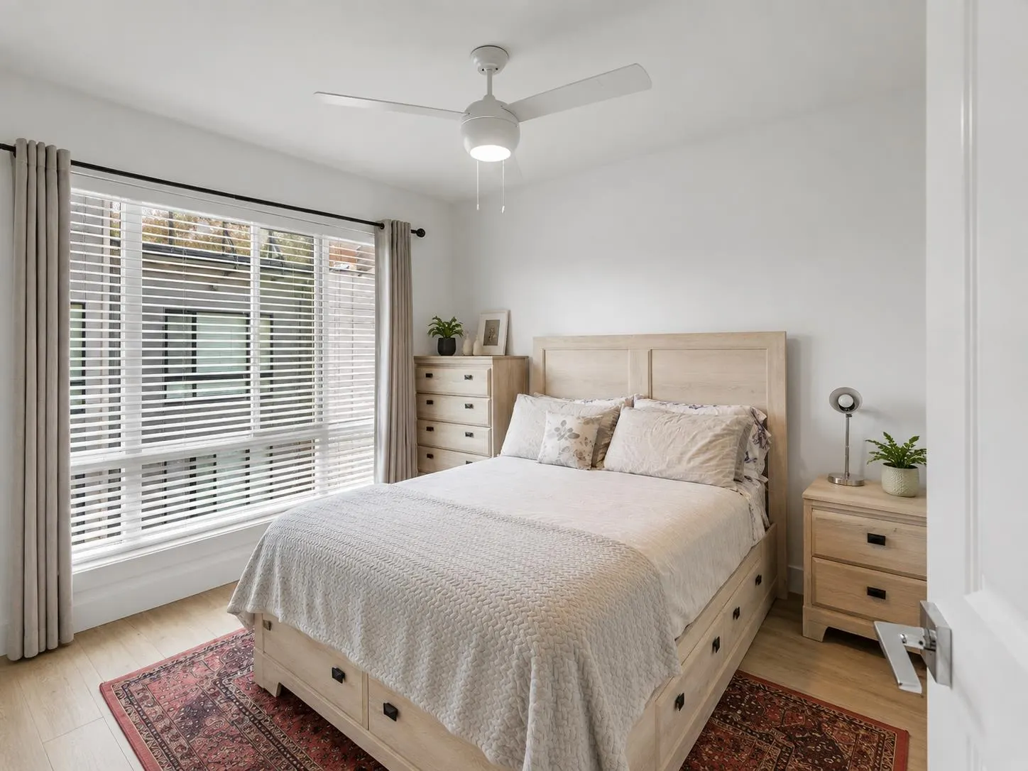 16433 19 Avenue #42