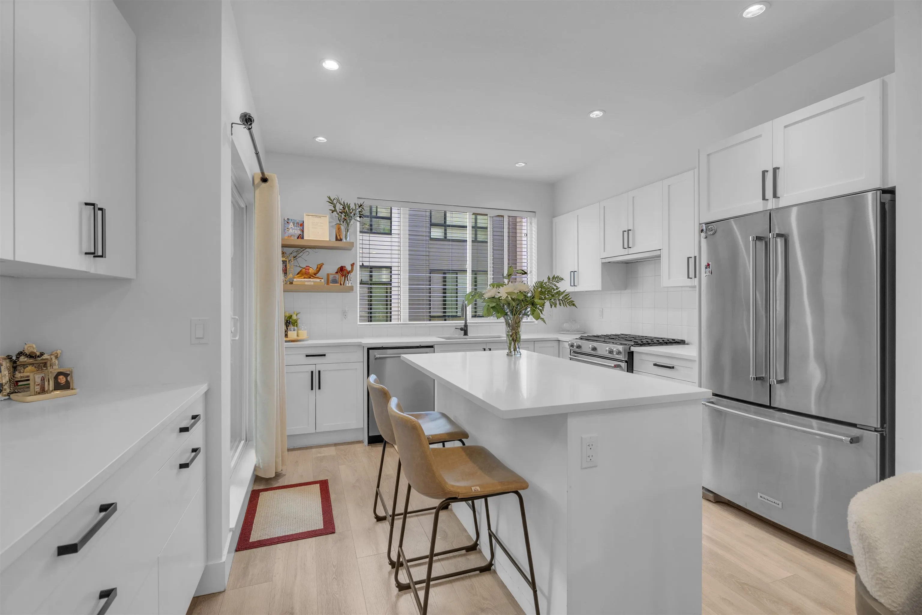 16433 19 Avenue #42