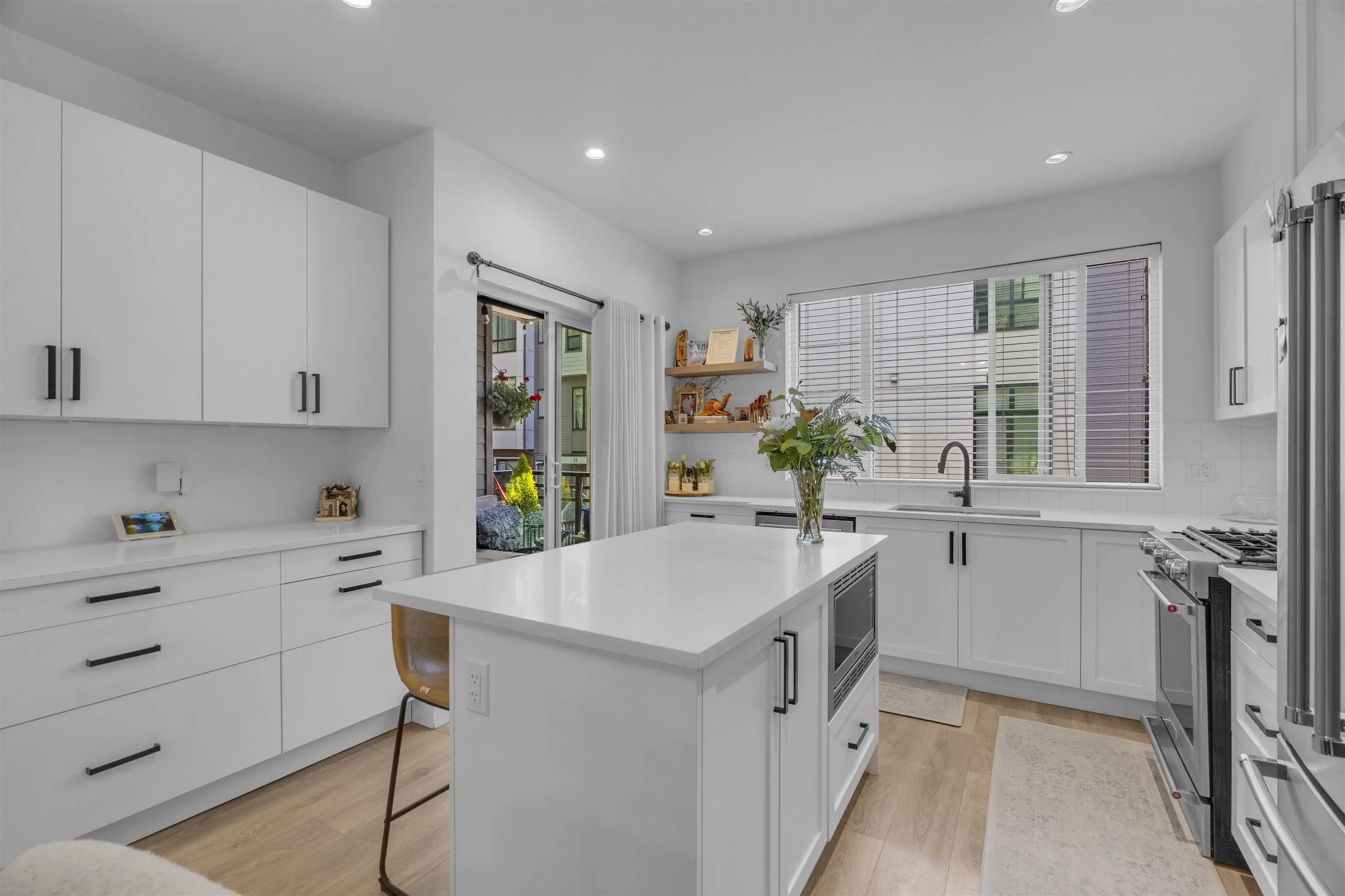 16433 19 Avenue #42