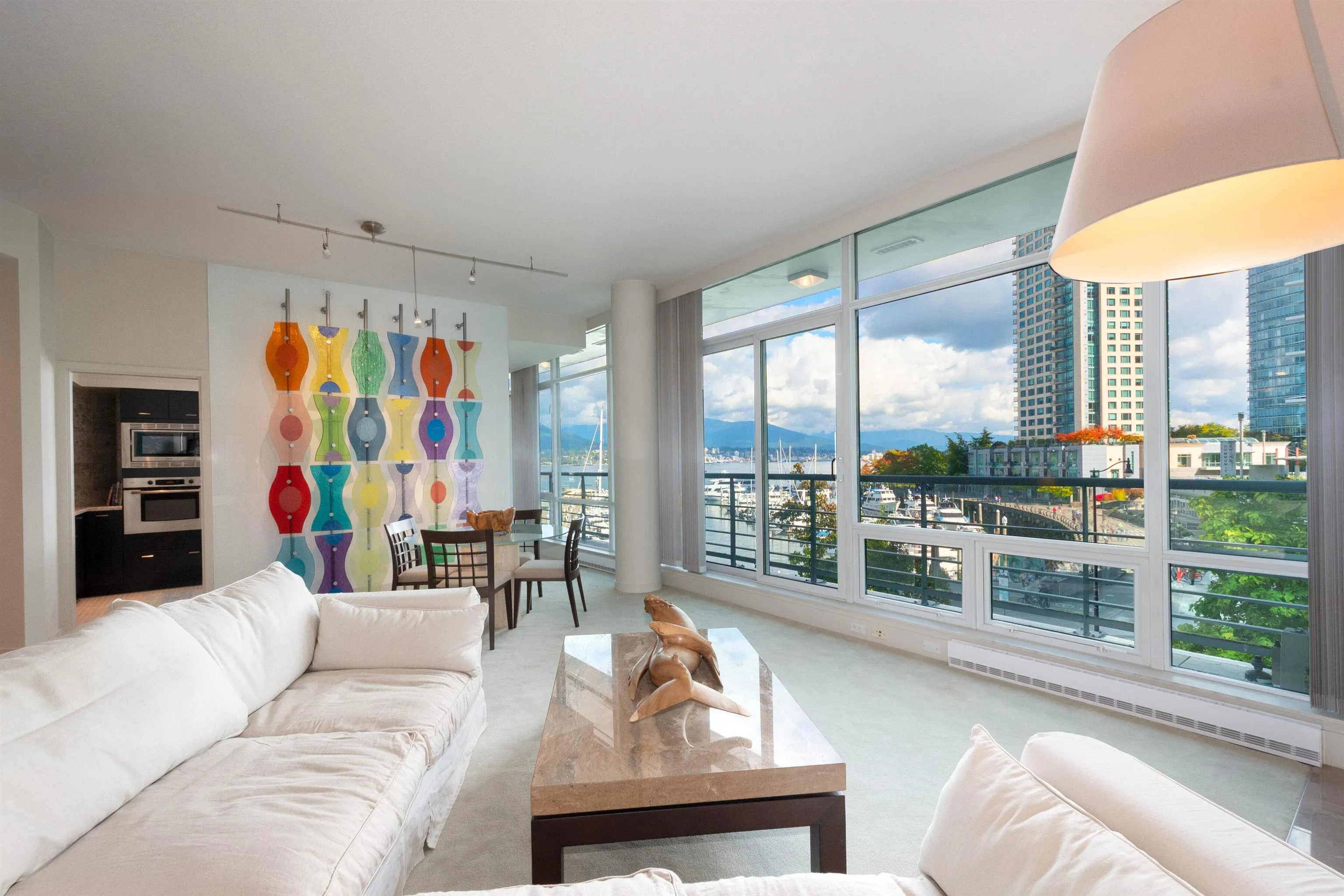 499 Broughton Street #203
