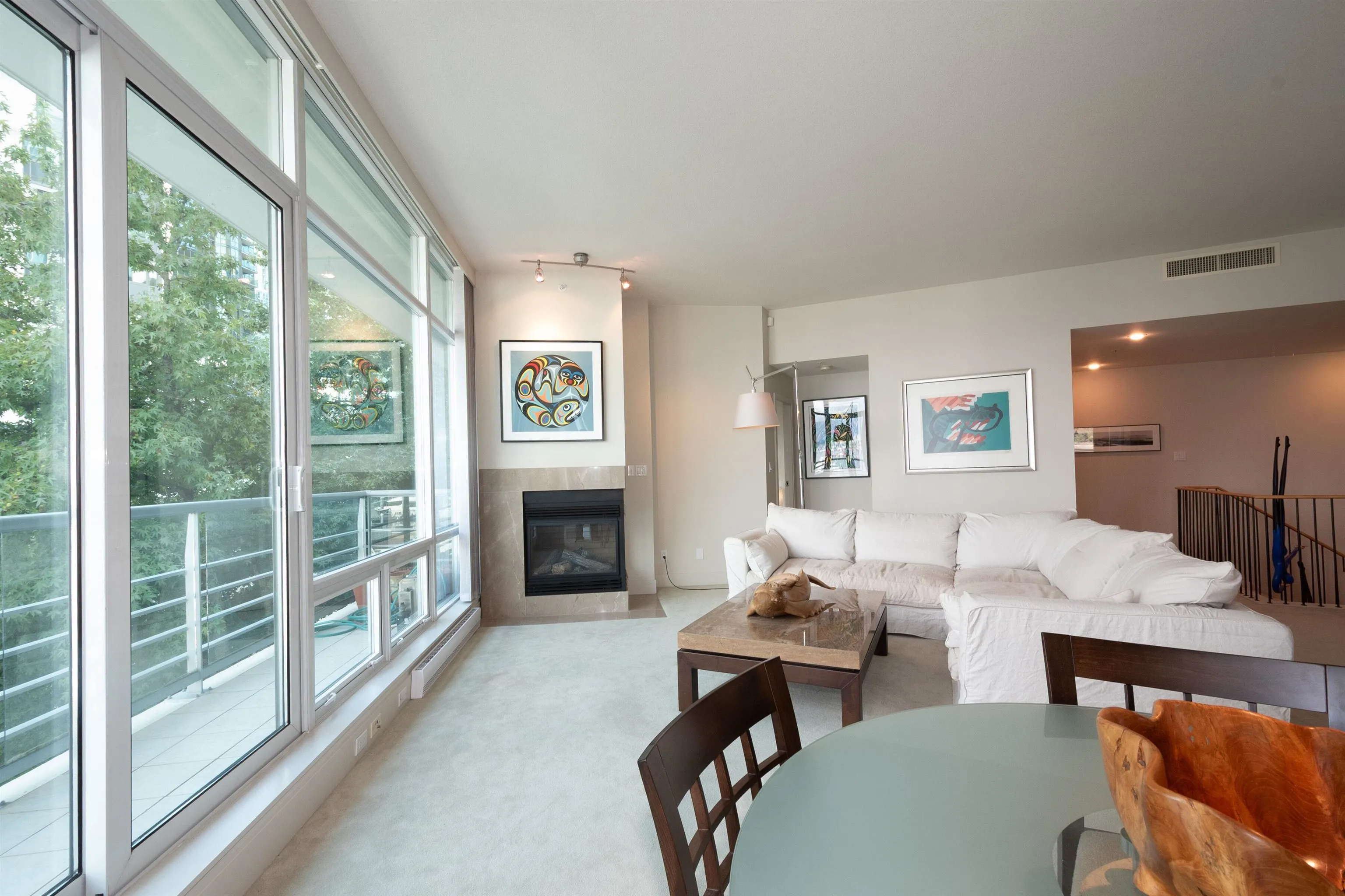 499 Broughton Street #203