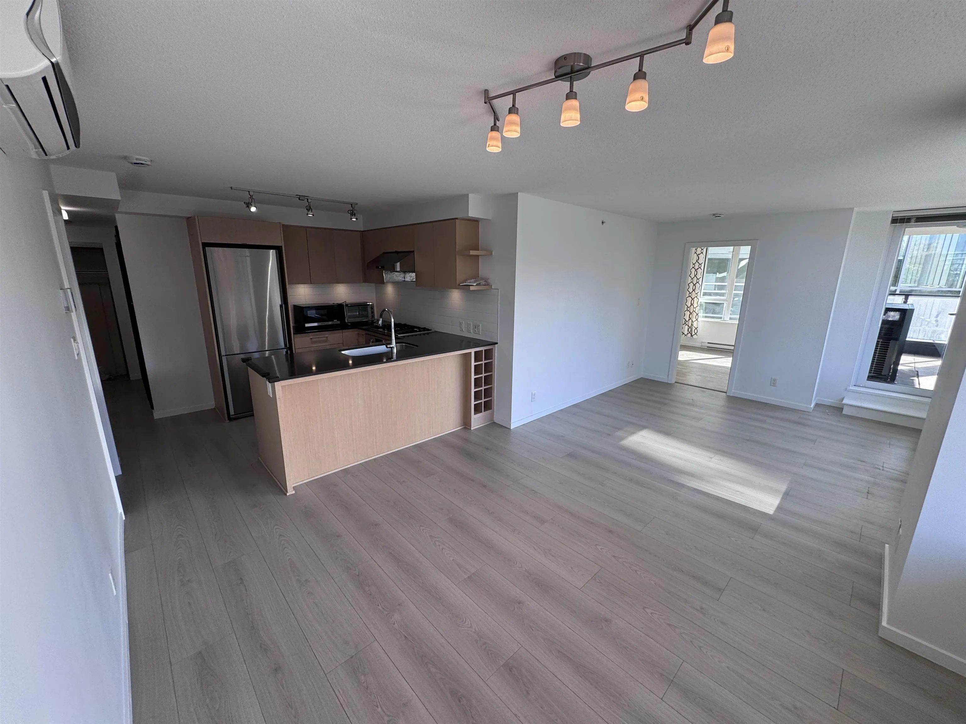 7788 Ackroyd Road #303