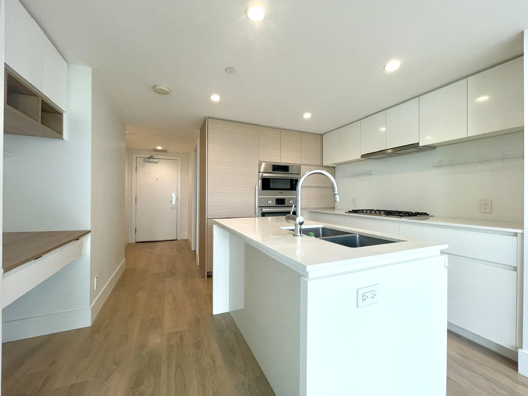 6900 Pearson Way #605