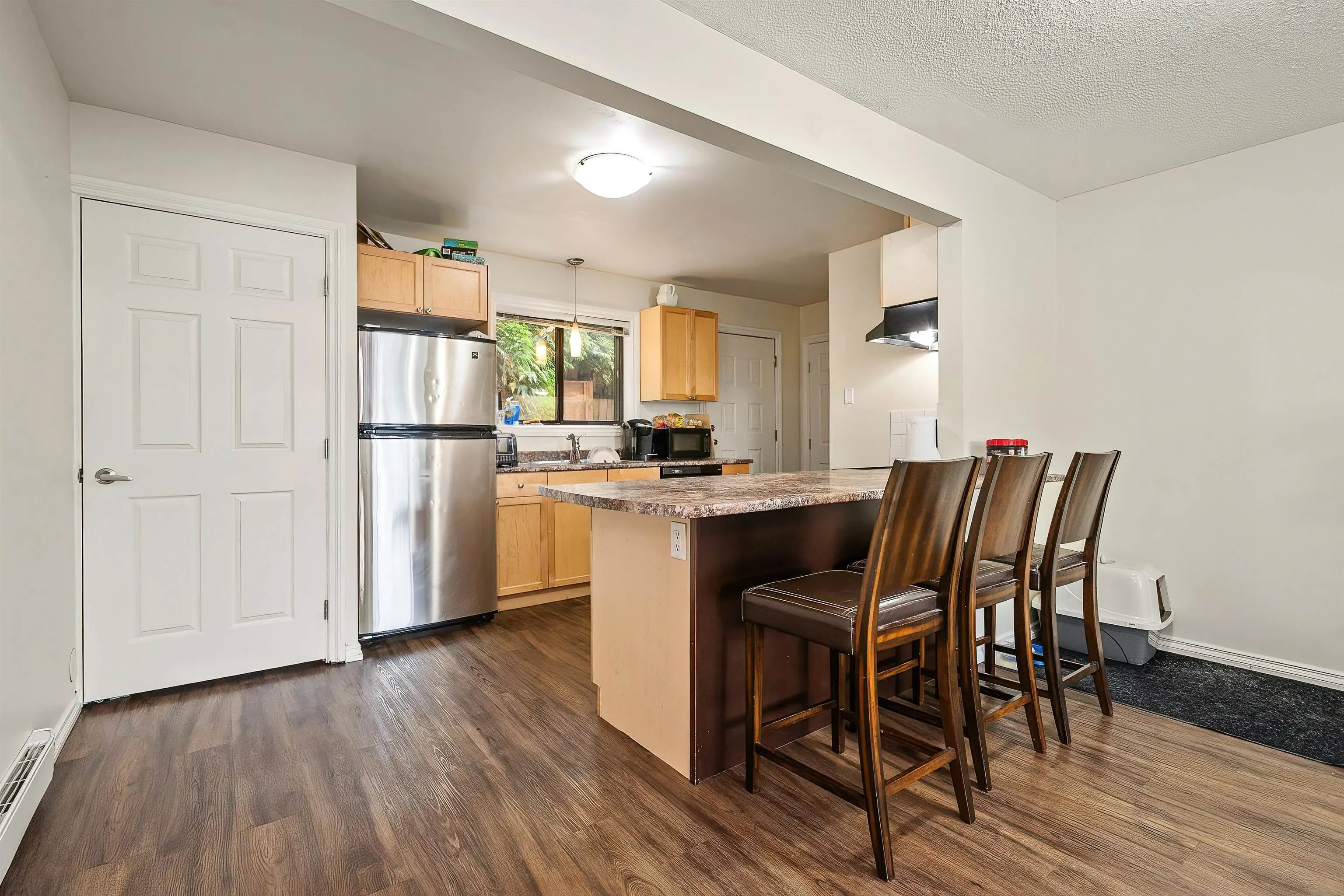 8792 Bellevue Drive