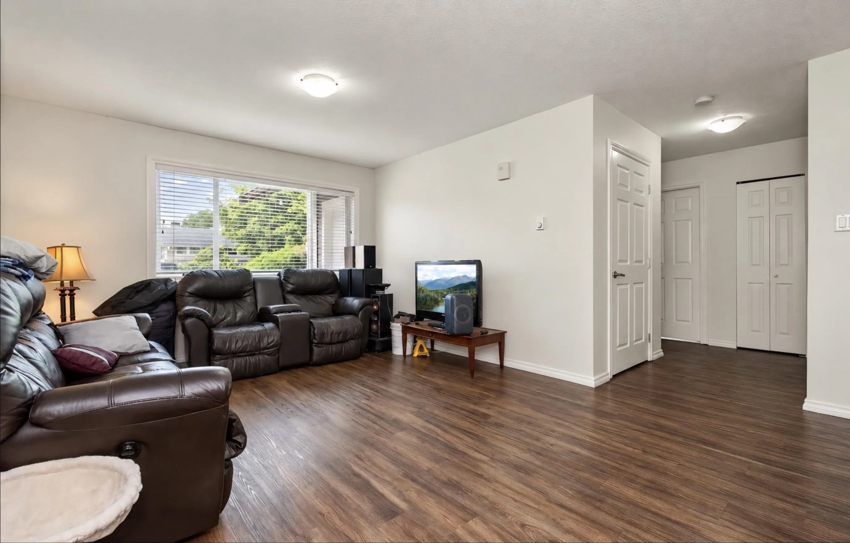 8792 Bellevue Drive