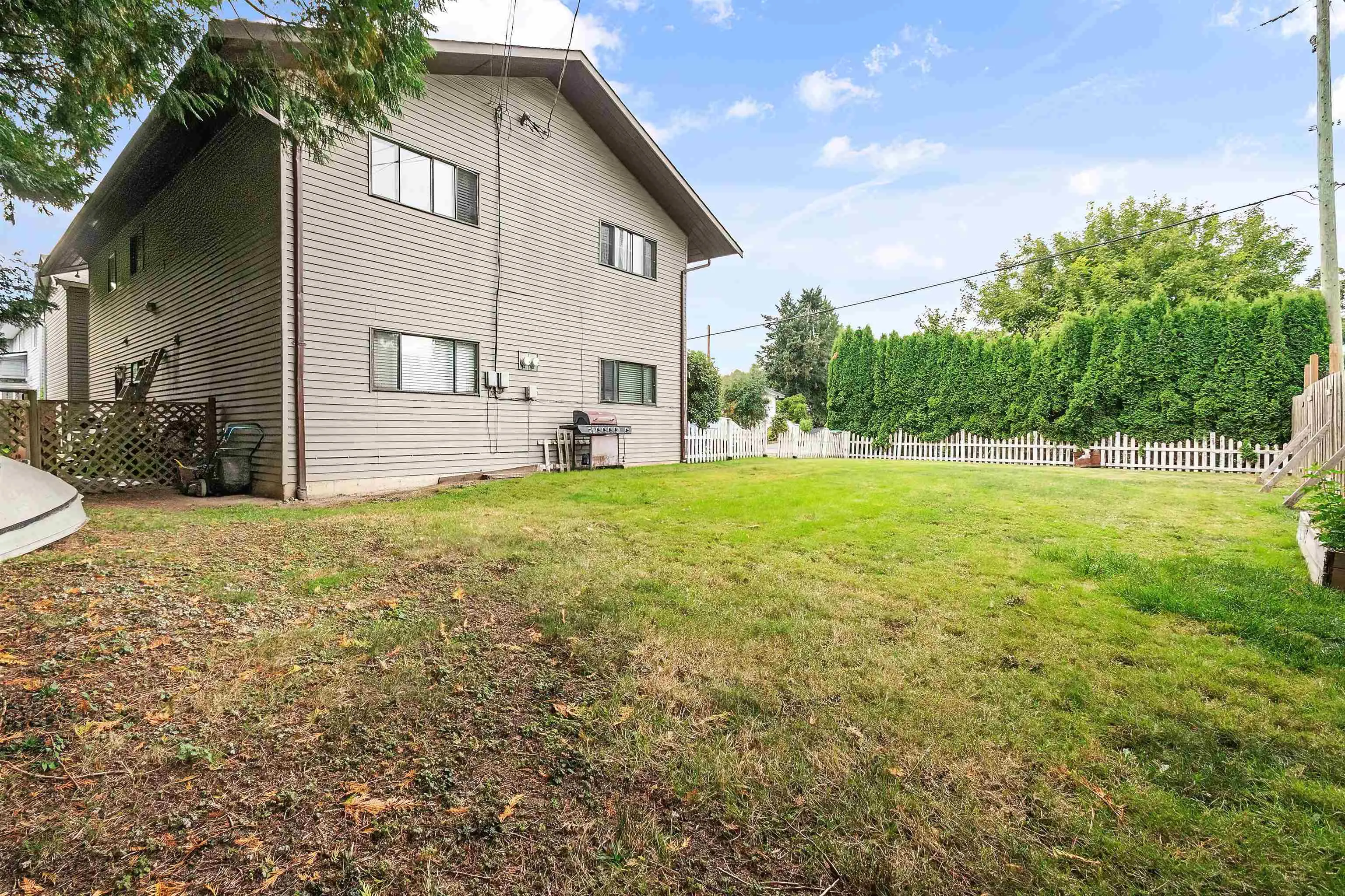 8792 Bellevue Drive