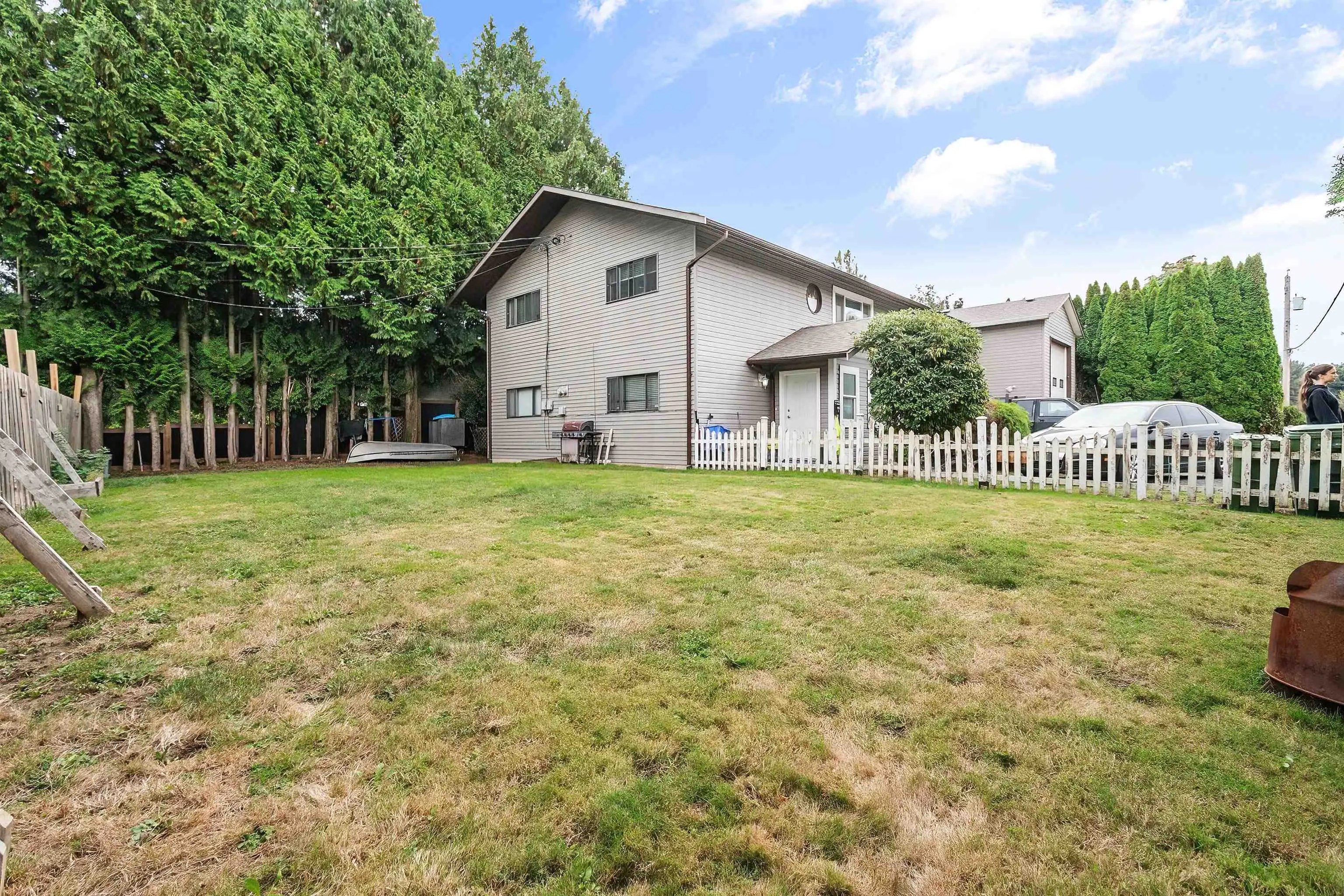 8792 Bellevue Drive