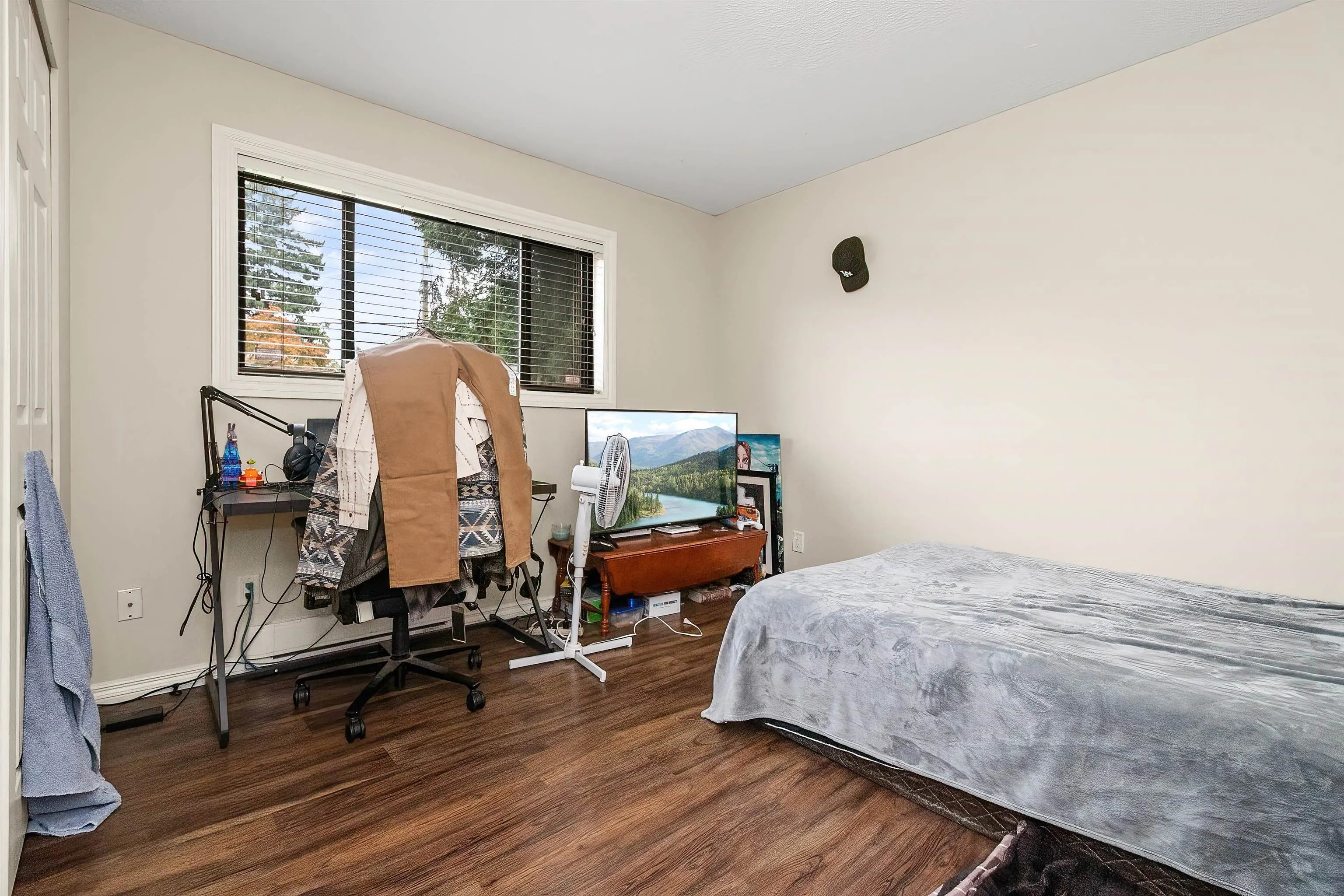 8792 Bellevue Drive