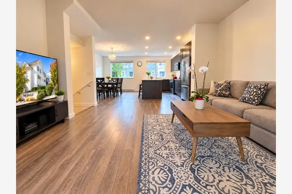 127 172 Street #9