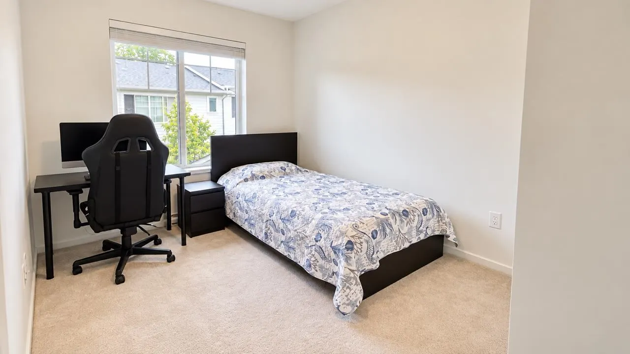 127 172 Street #9