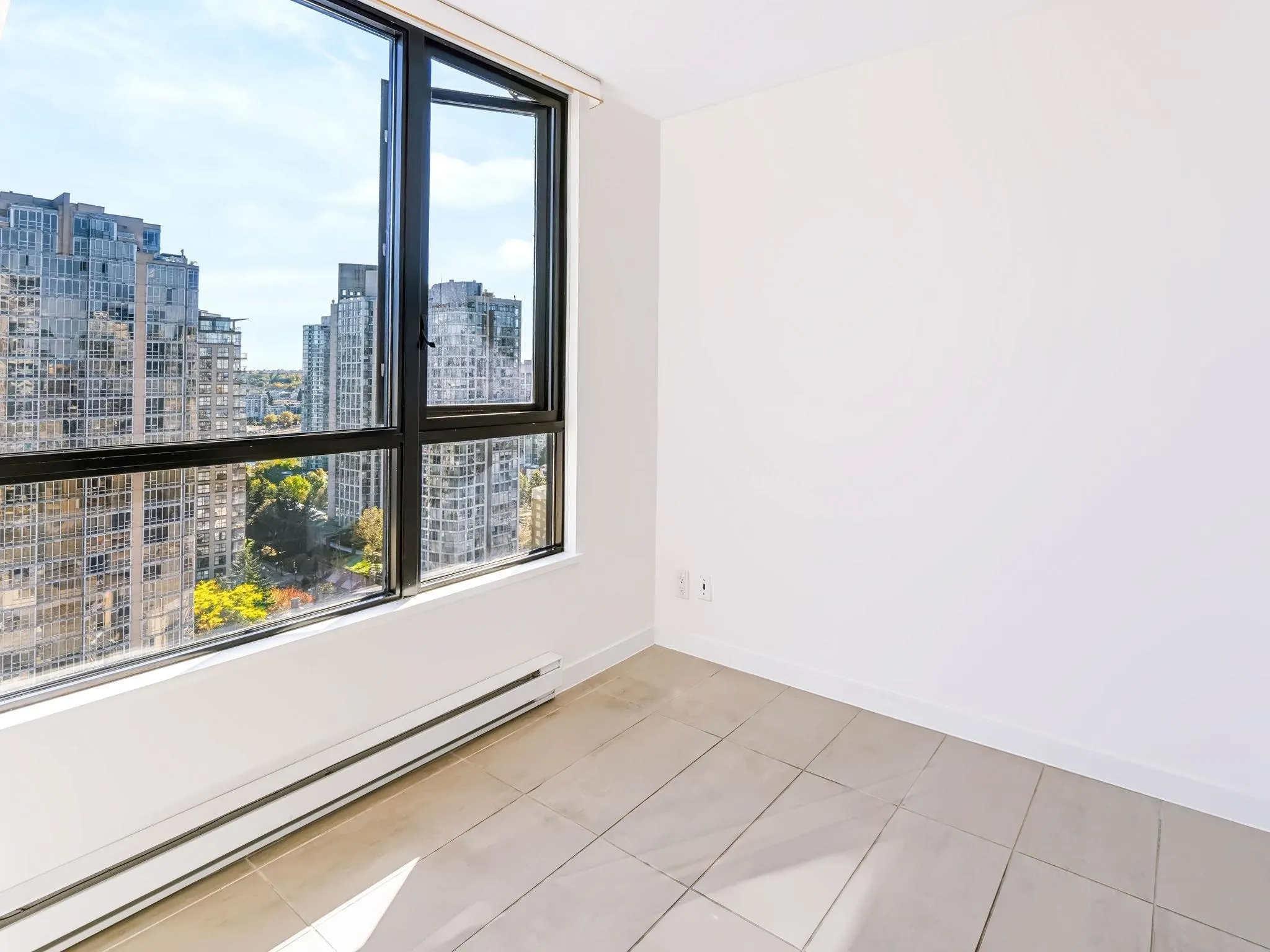 977 Mainland Street #2105