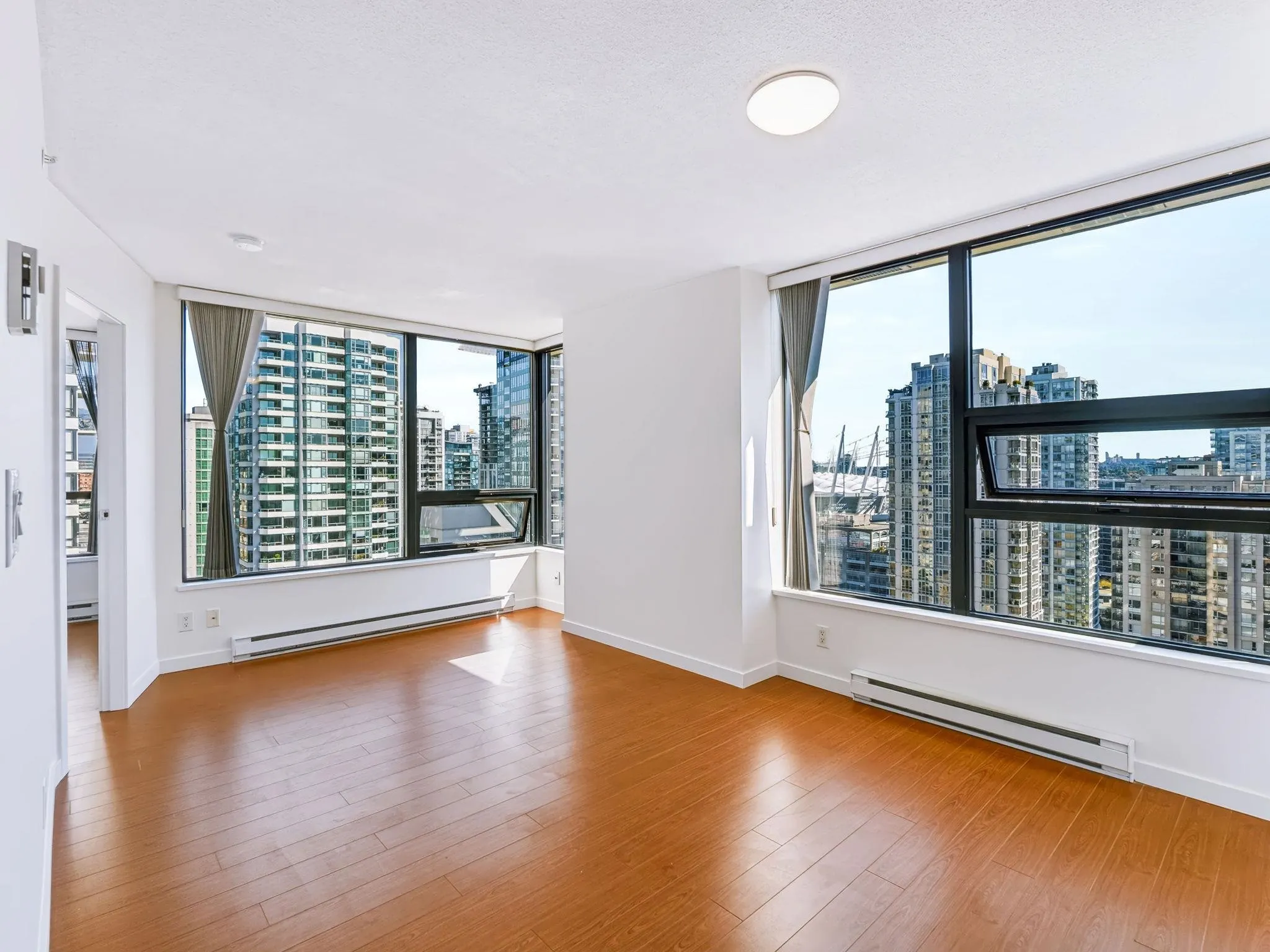 977 Mainland Street #2105