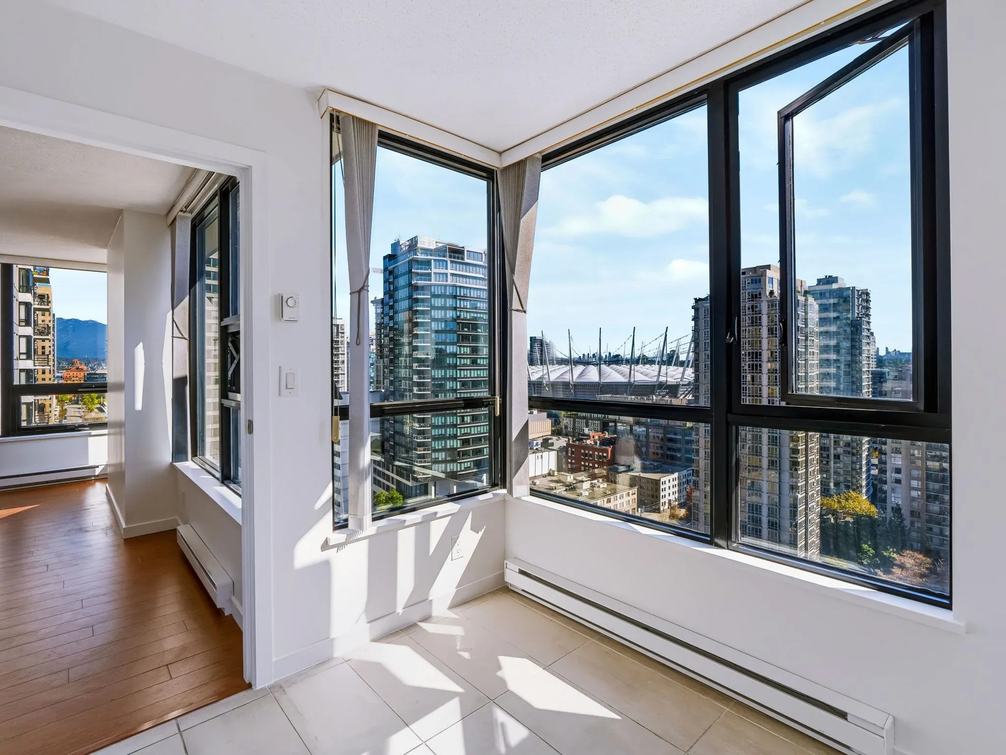 977 Mainland Street #2105