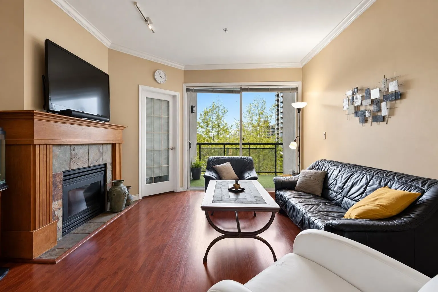 131 W 3rd Street #302