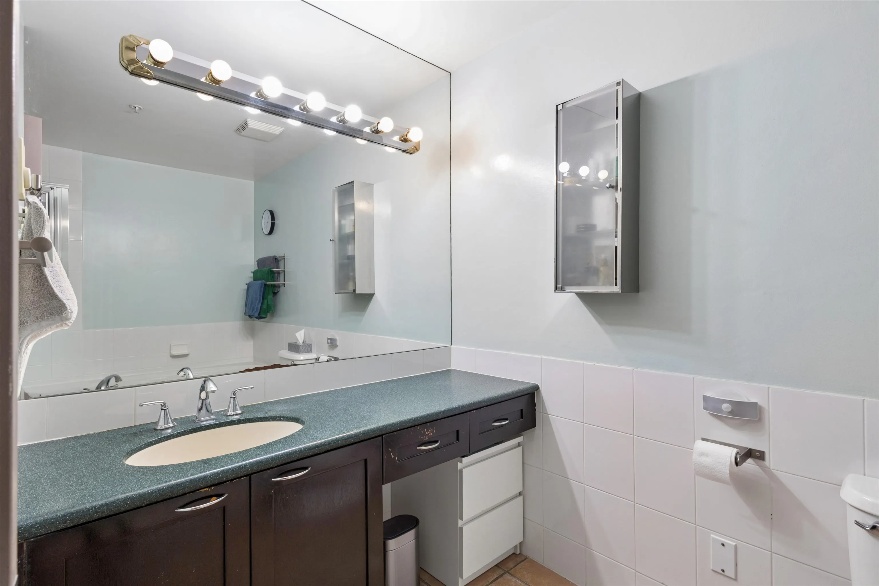 131 W 3rd Street #302