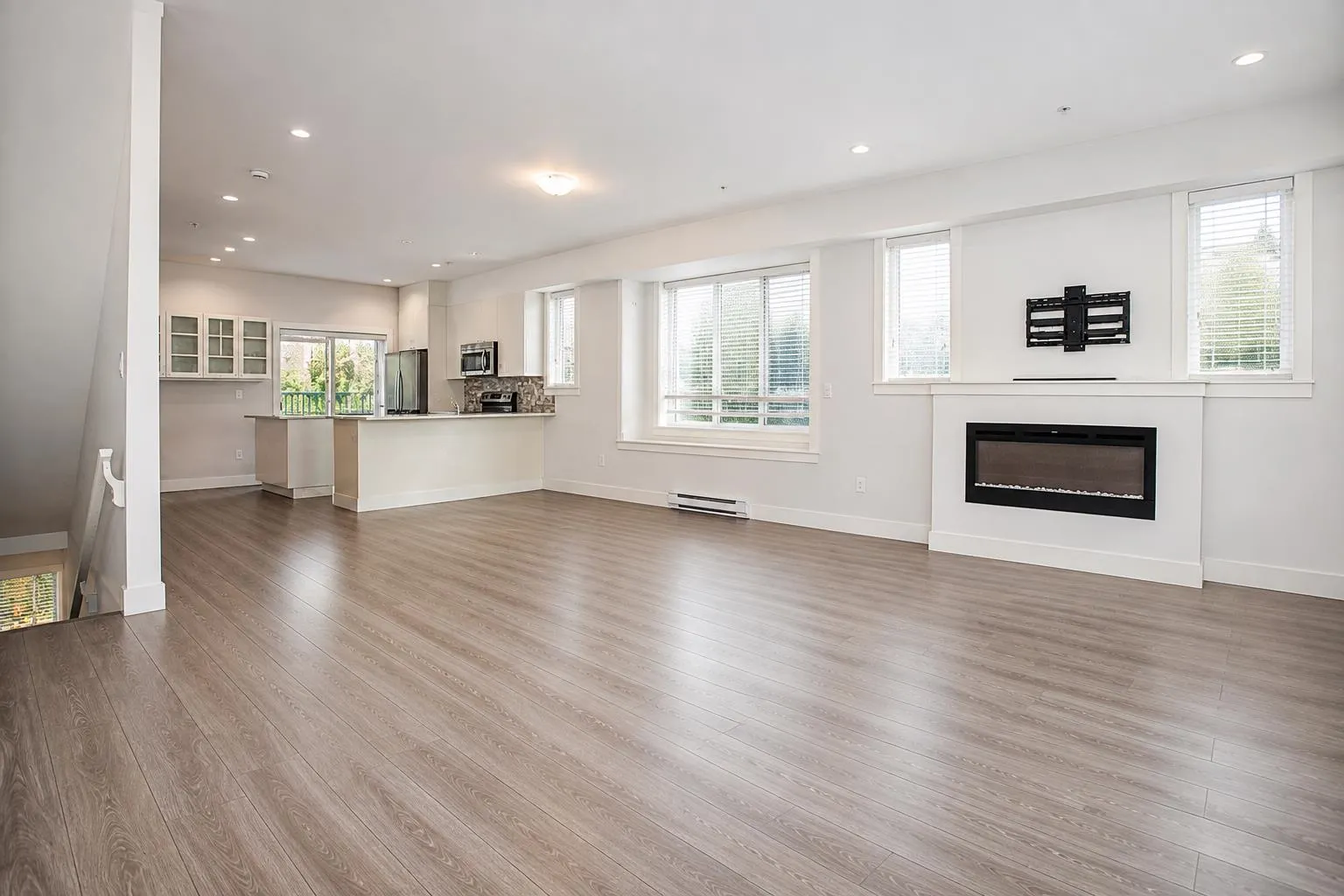 20860 76 Avenue #57