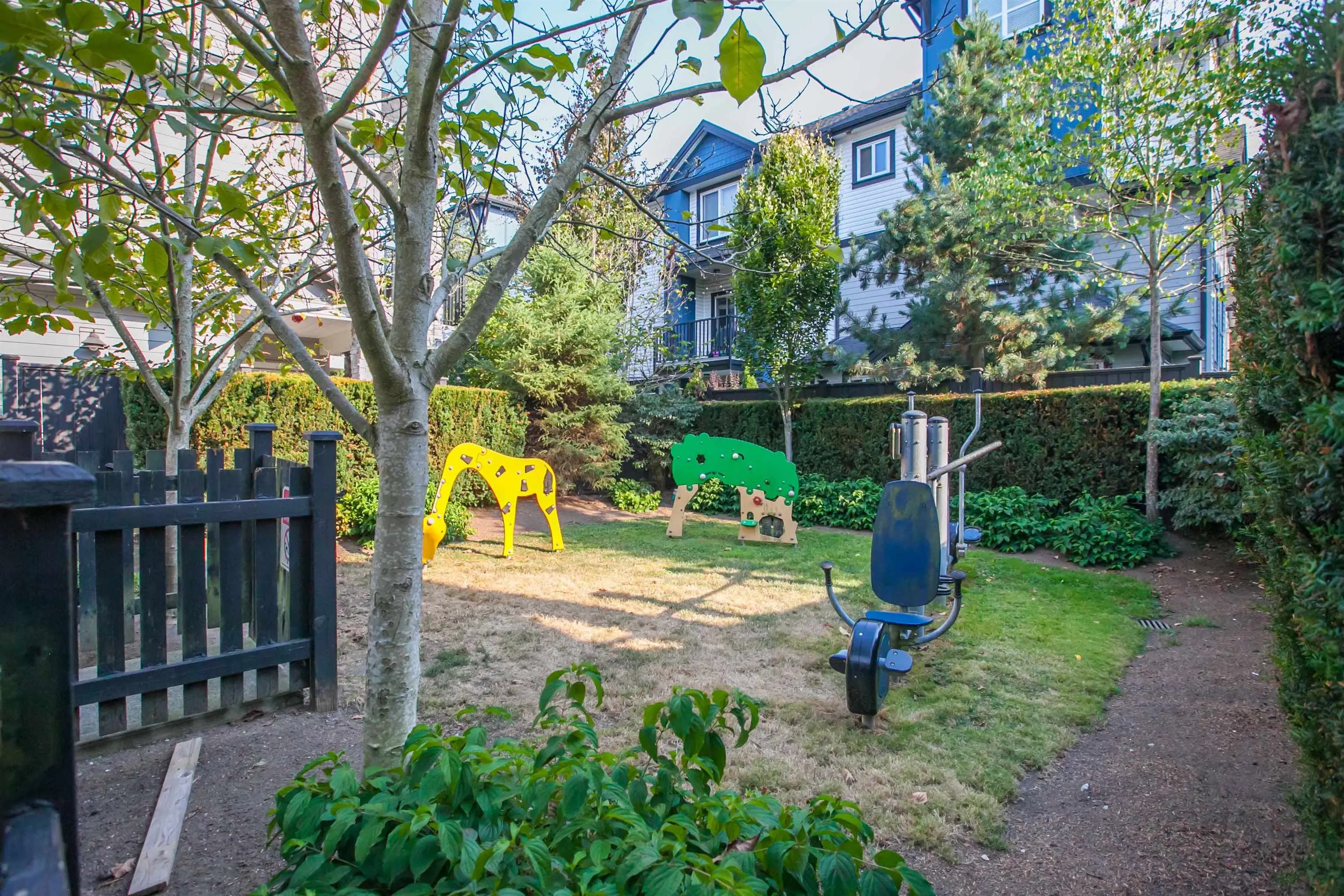 20860 76 Avenue #57