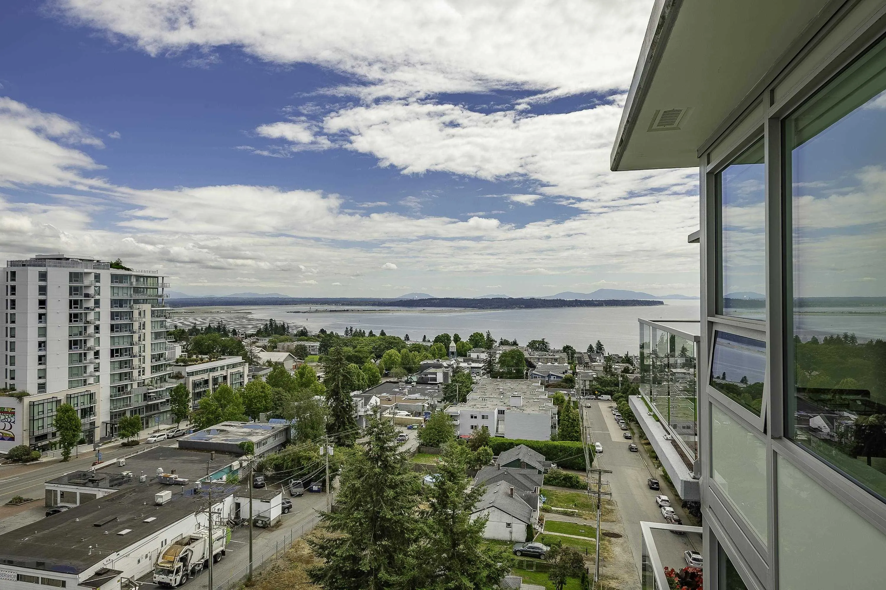 15165 Thrift Avenue #1006