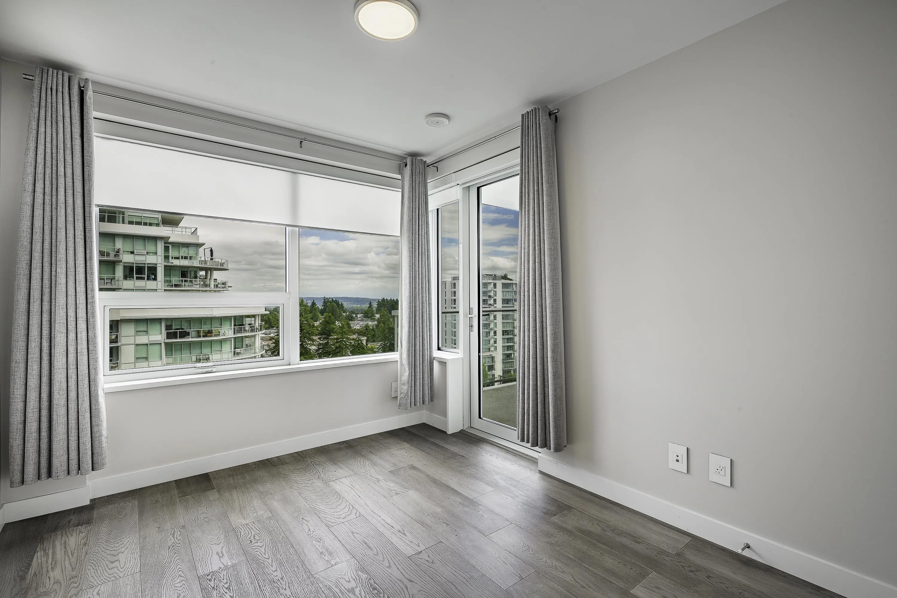 15165 Thrift Avenue #1006