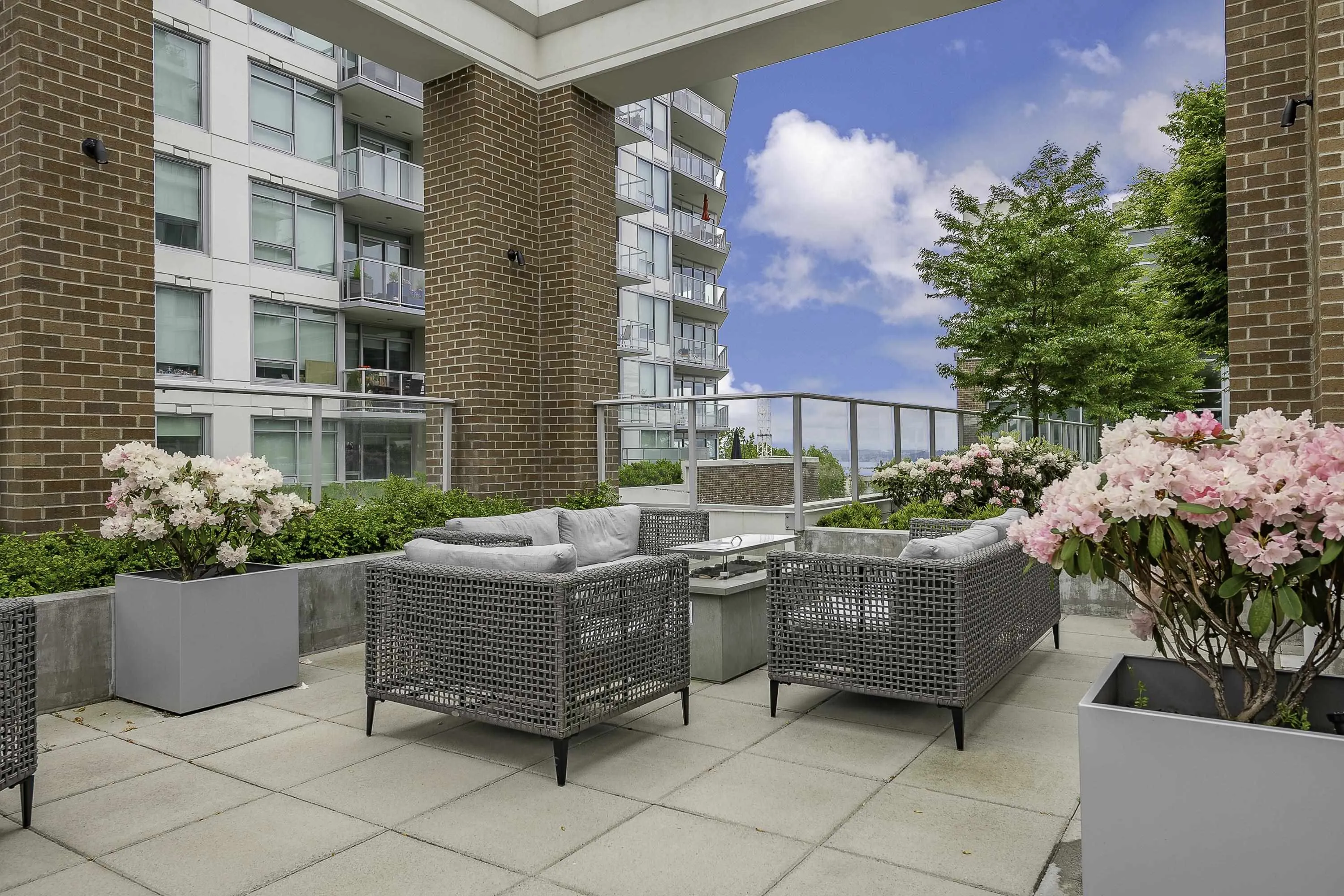 15165 Thrift Avenue #1006