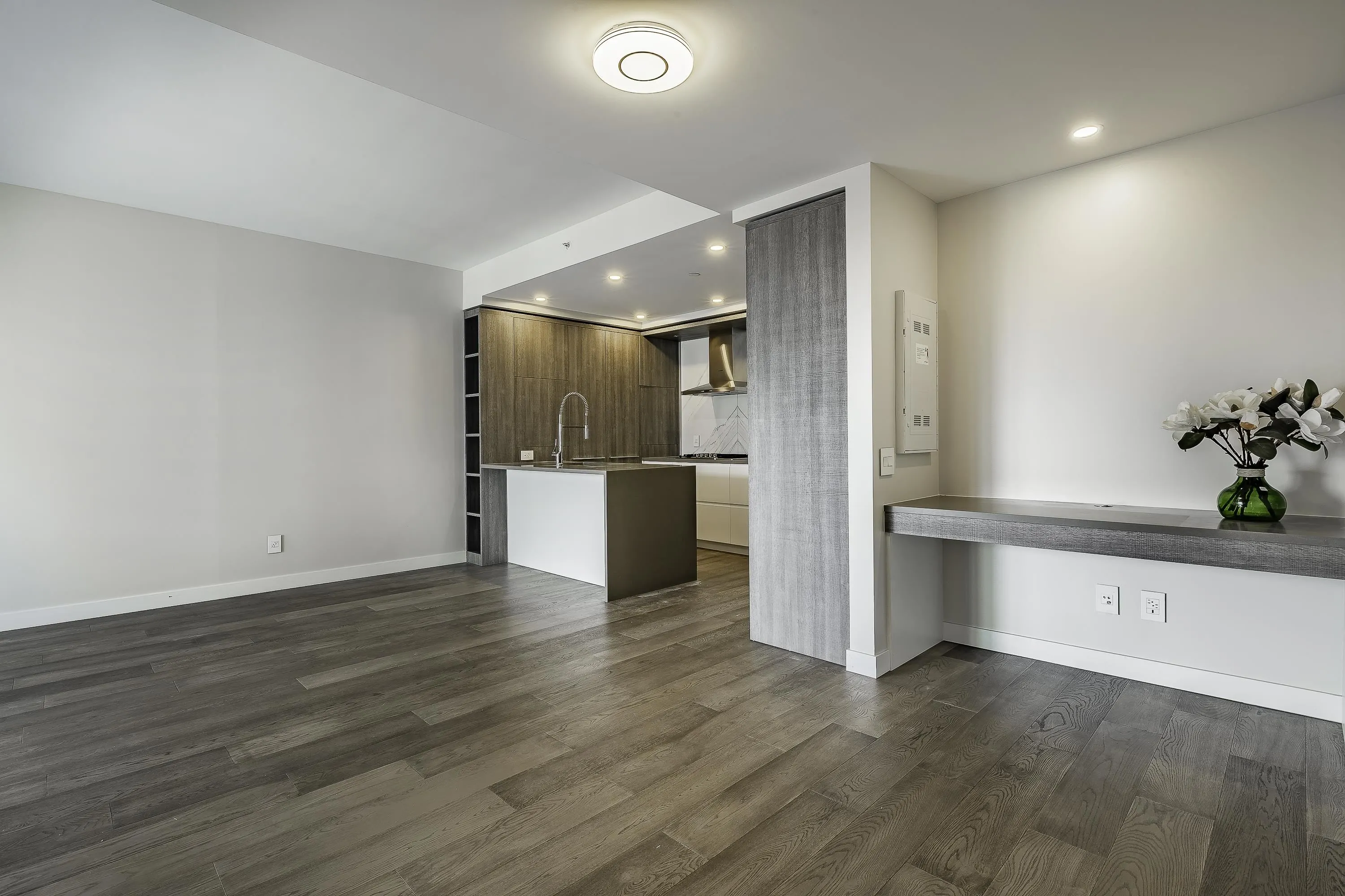 15165 Thrift Avenue #1006