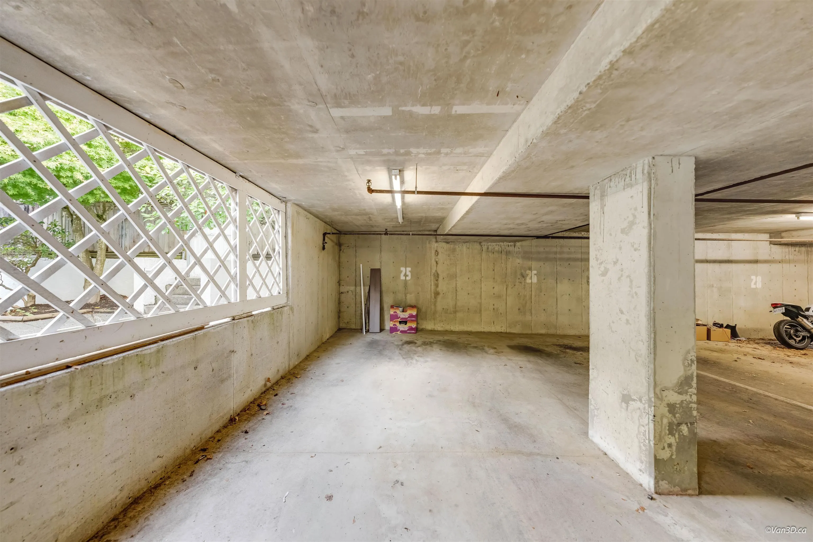 10090 137a Street #29