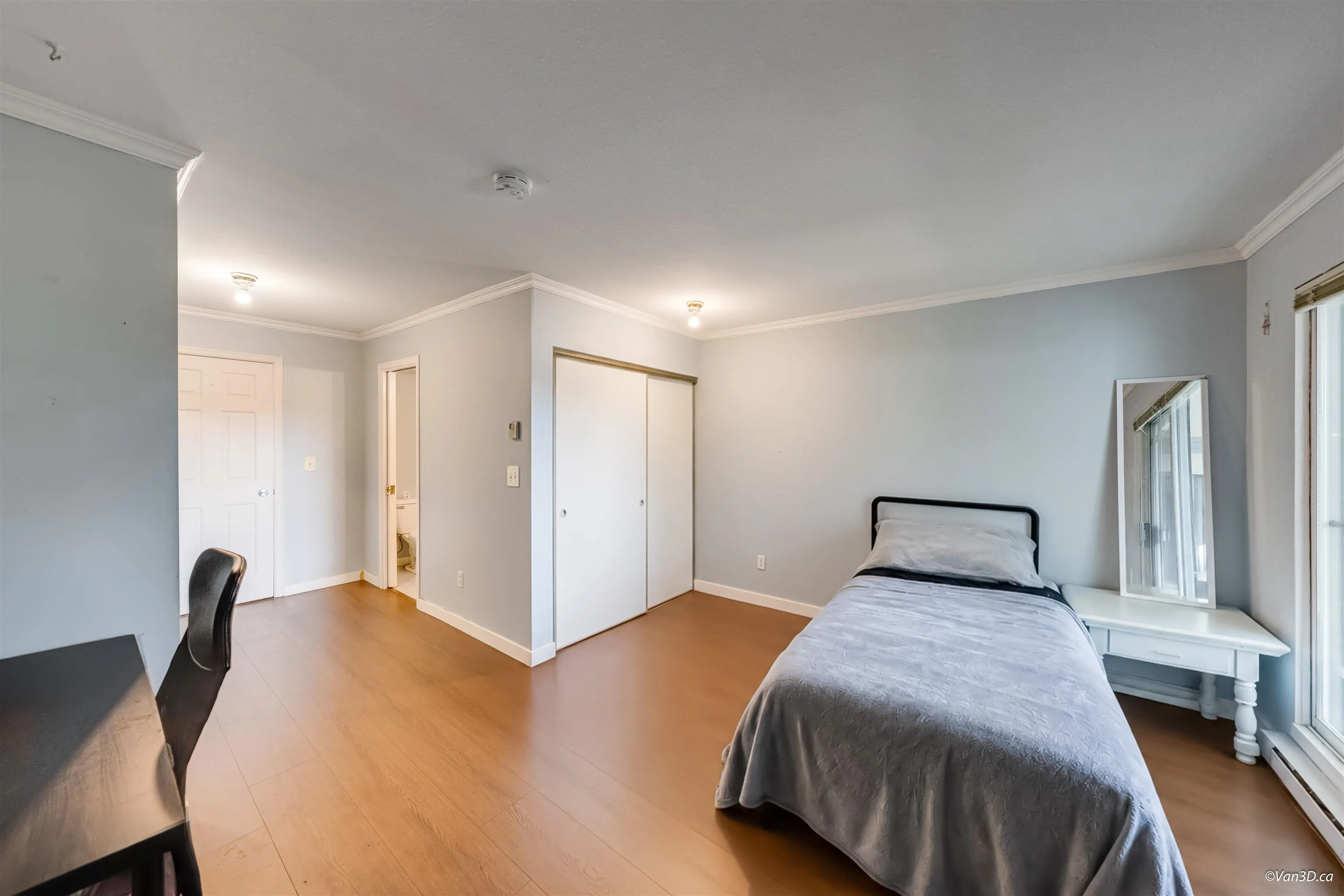10090 137a Street #29