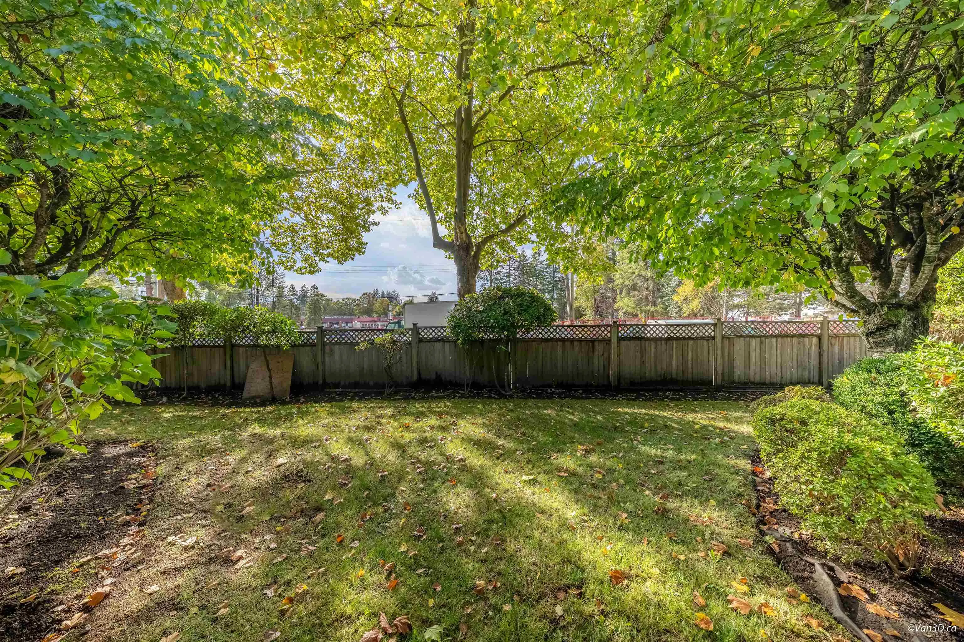10090 137a Street #29