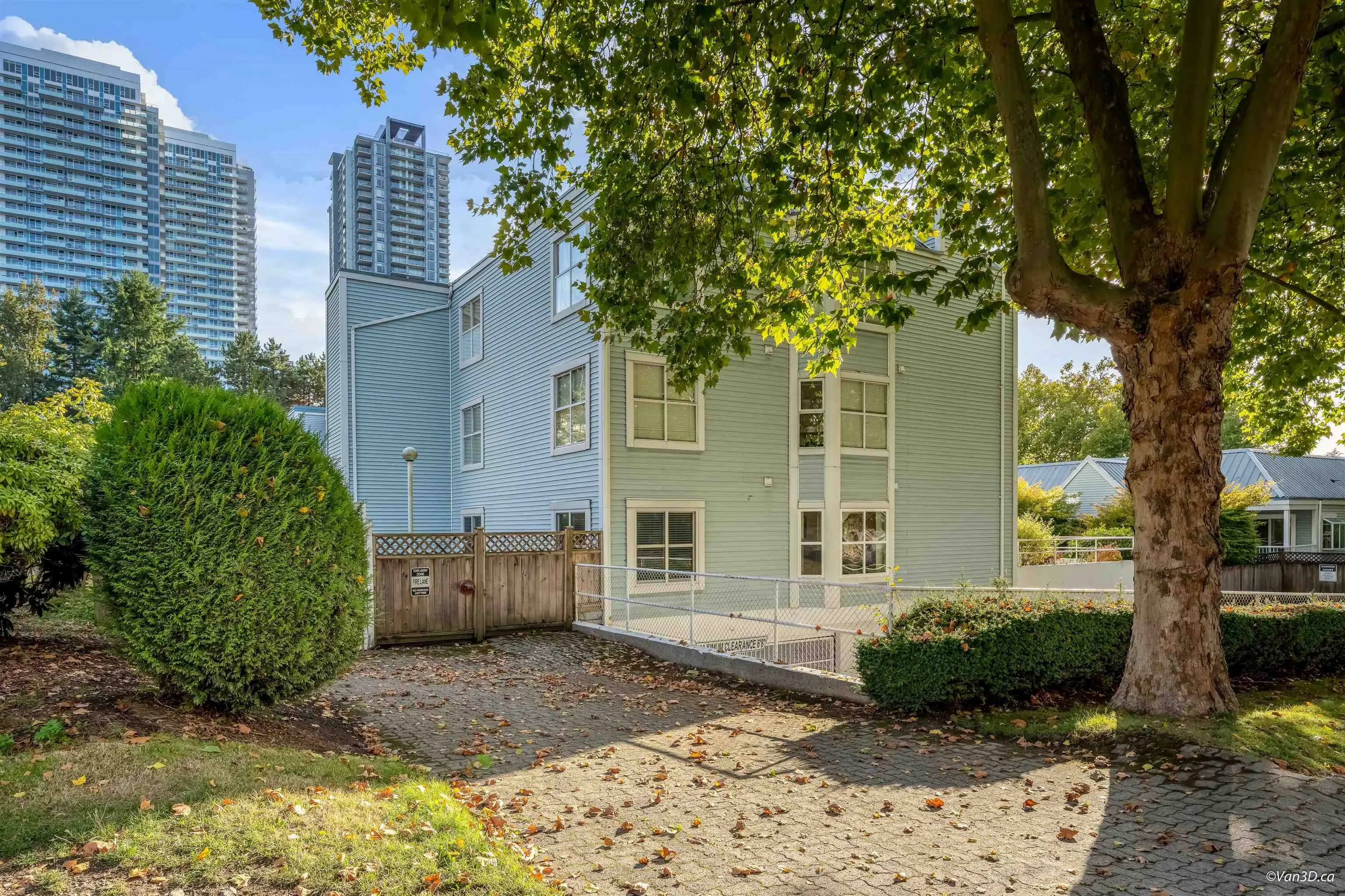 10090 137a Street #29