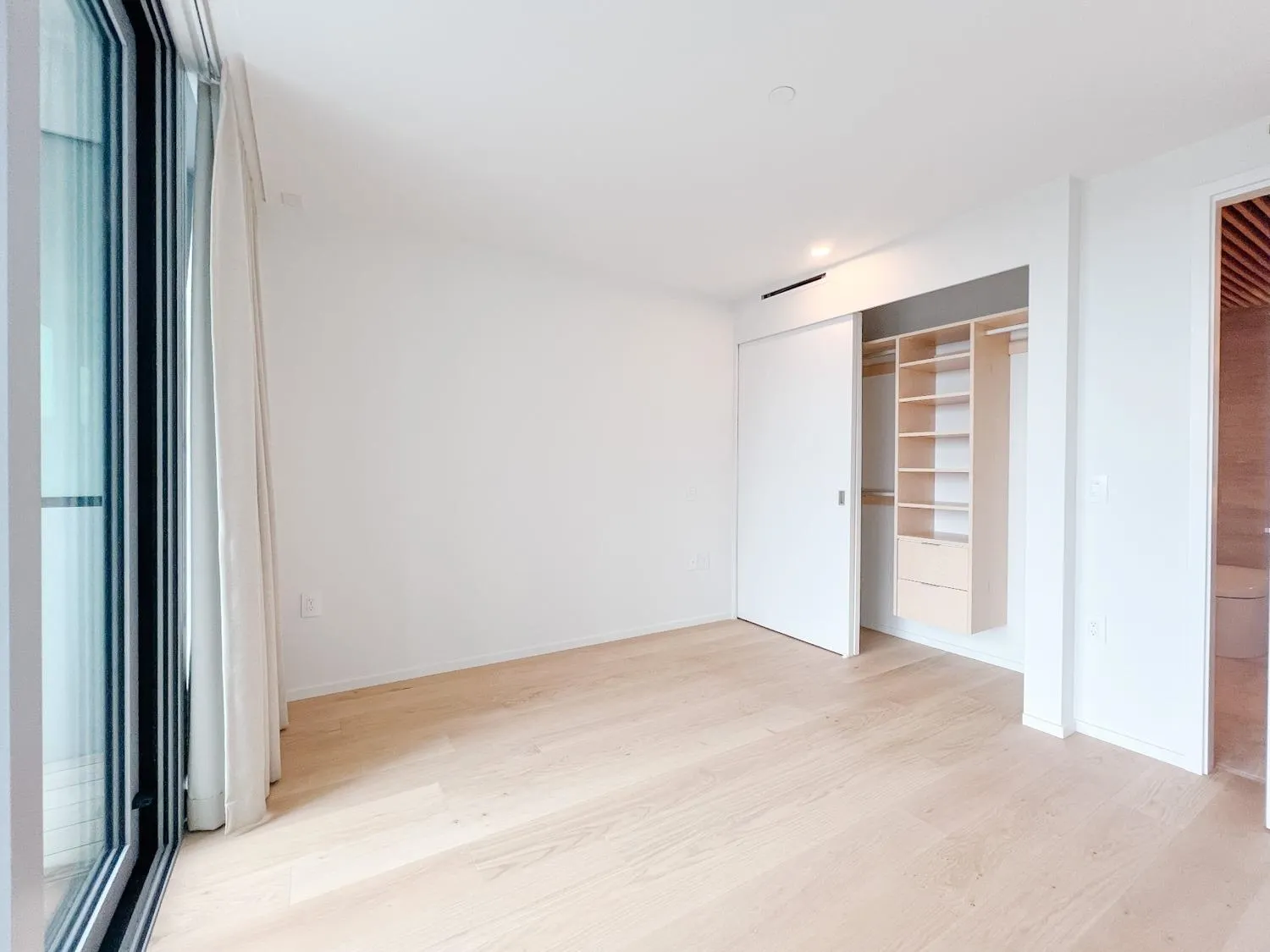 1568 Alberni Street #1406