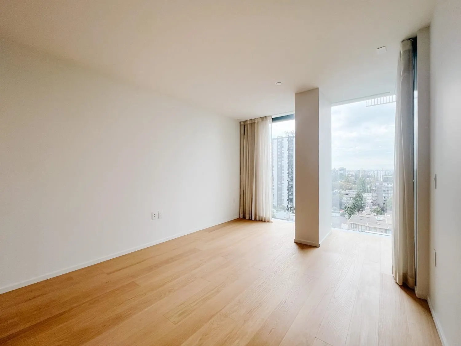 1568 Alberni Street #1406