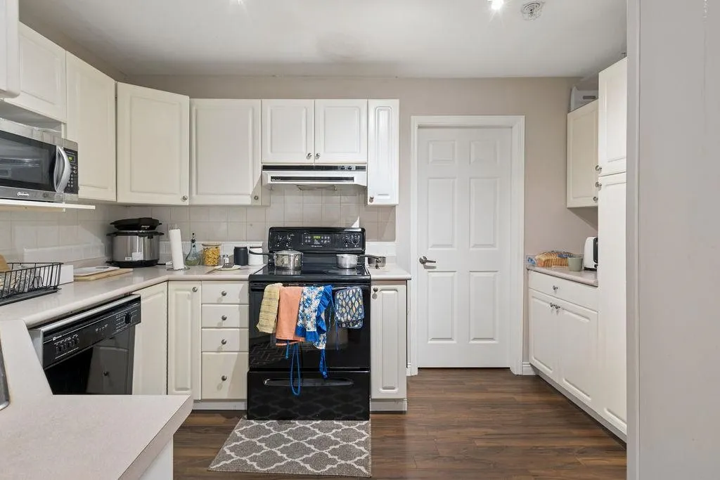 7161 121 Street #109
