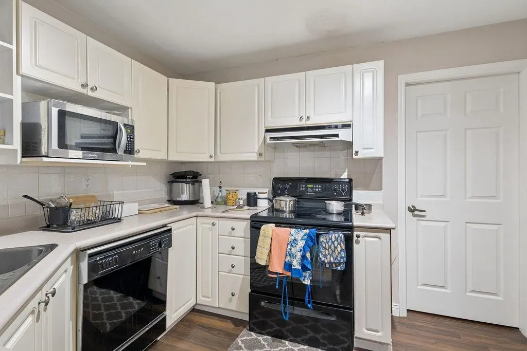 7161 121 Street #109