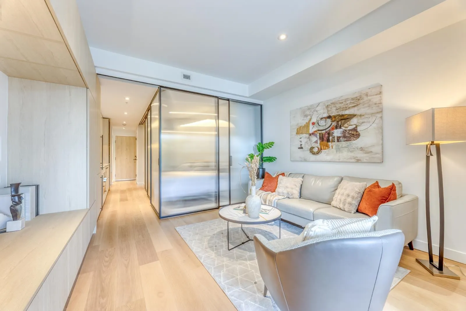 2471 St. George Street #512