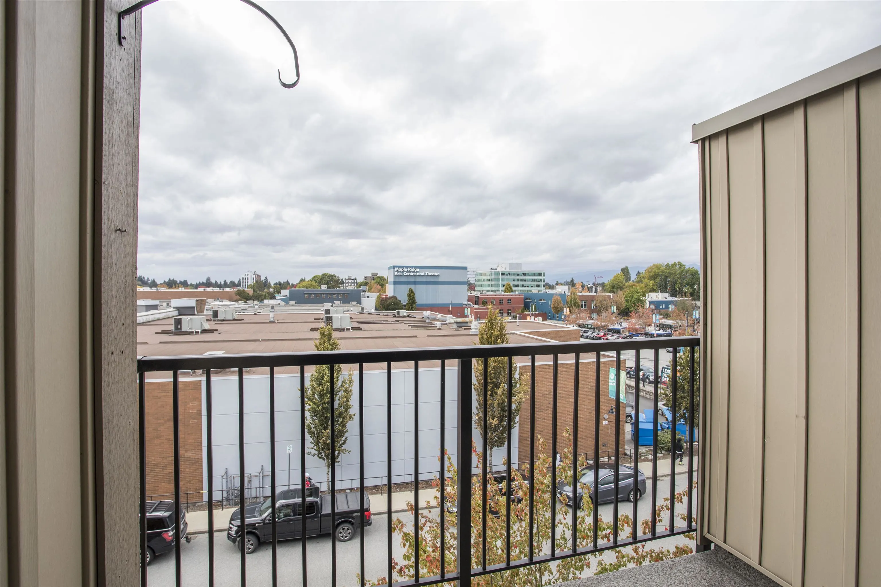 11882 226 Street #415