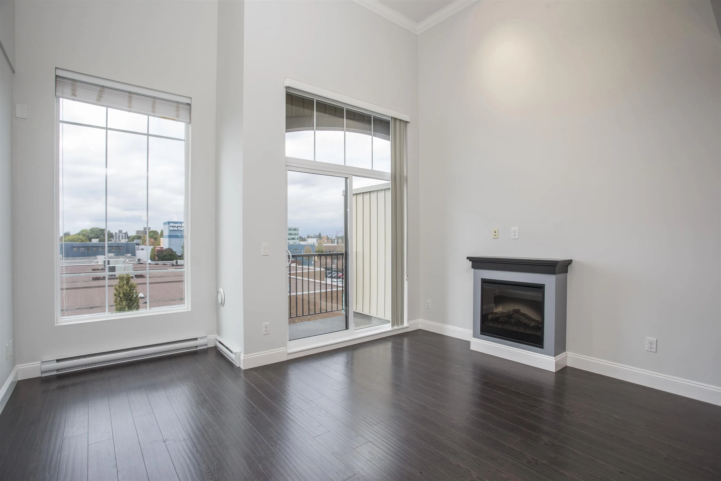 11882 226 Street #415