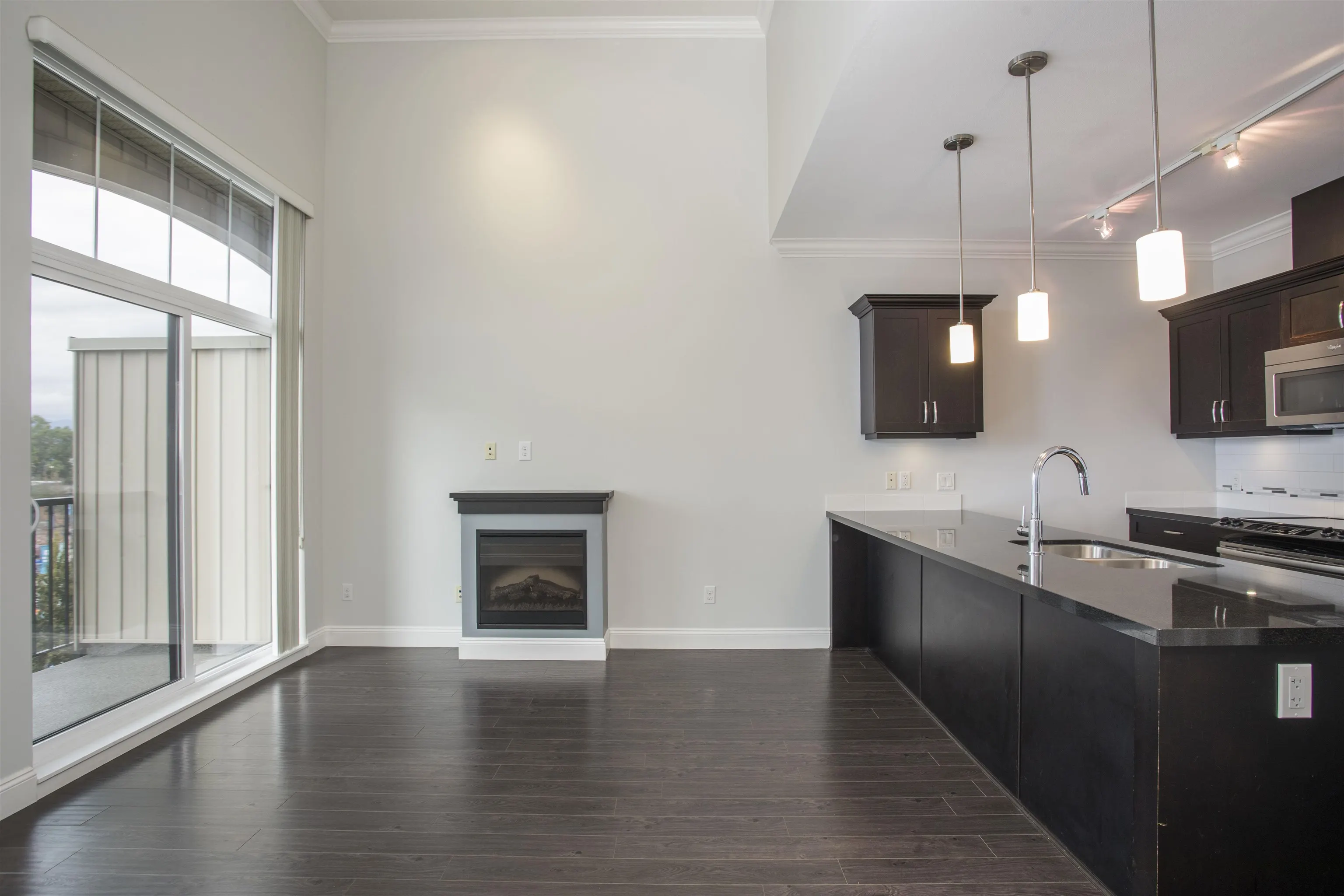 11882 226 Street #415