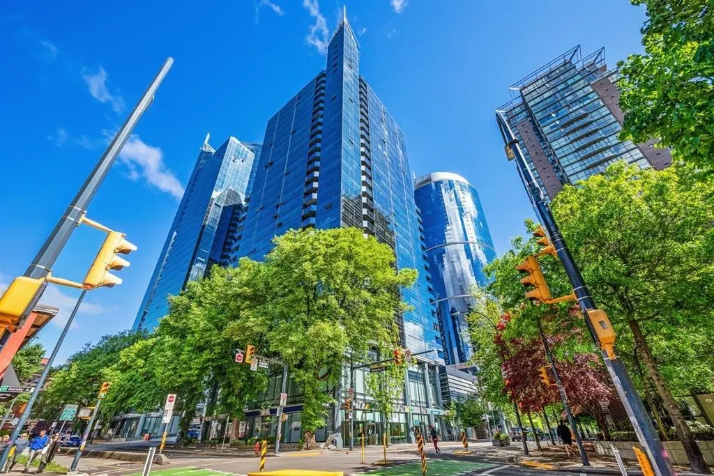 1050 Burrard Street #70X